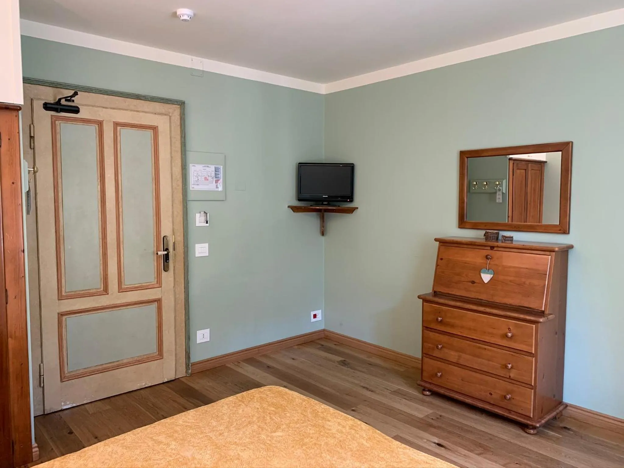 Bedroom in Hotel Serena Cortina