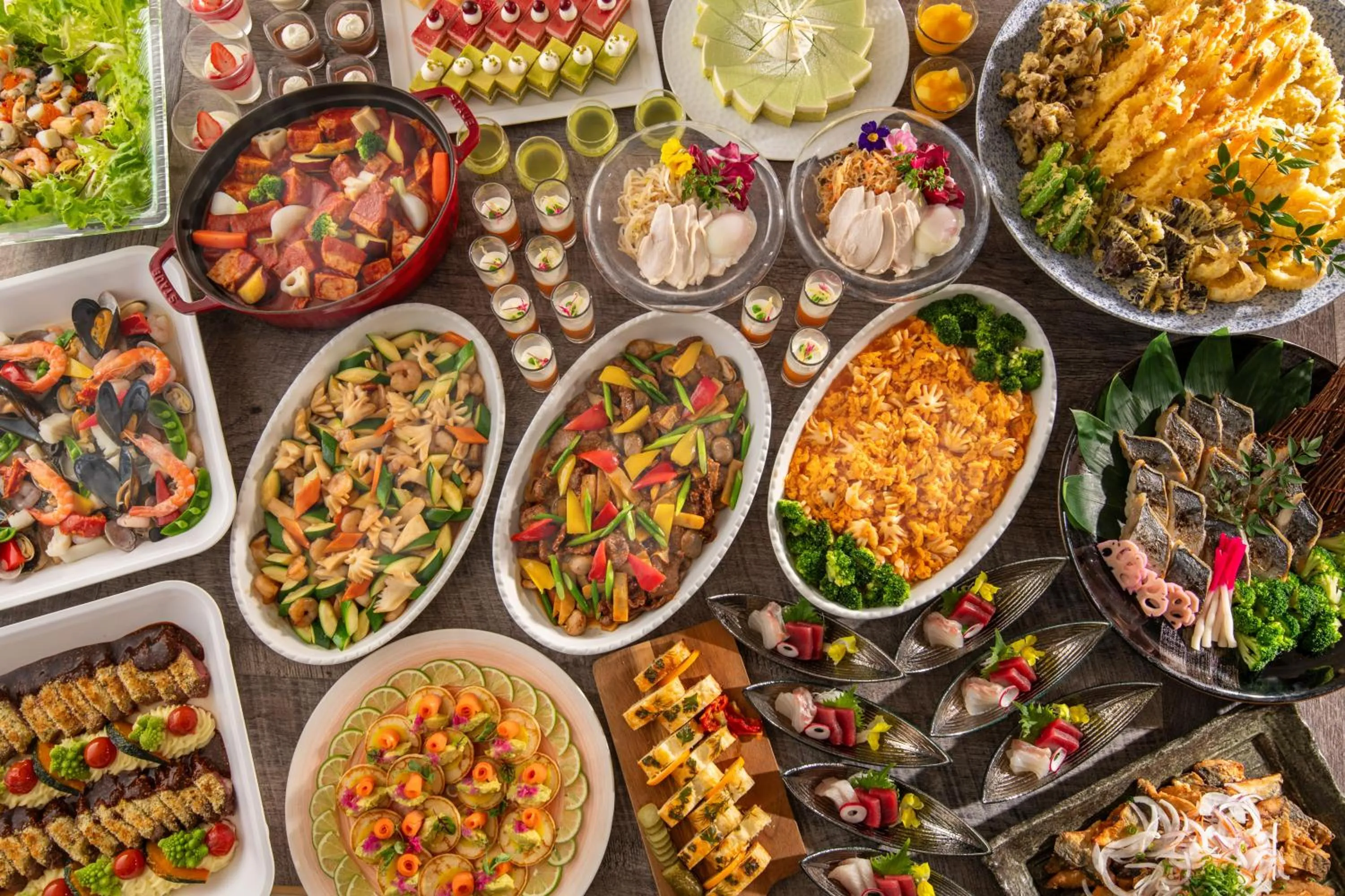 Restaurant/places to eat in Art Hotel Narita