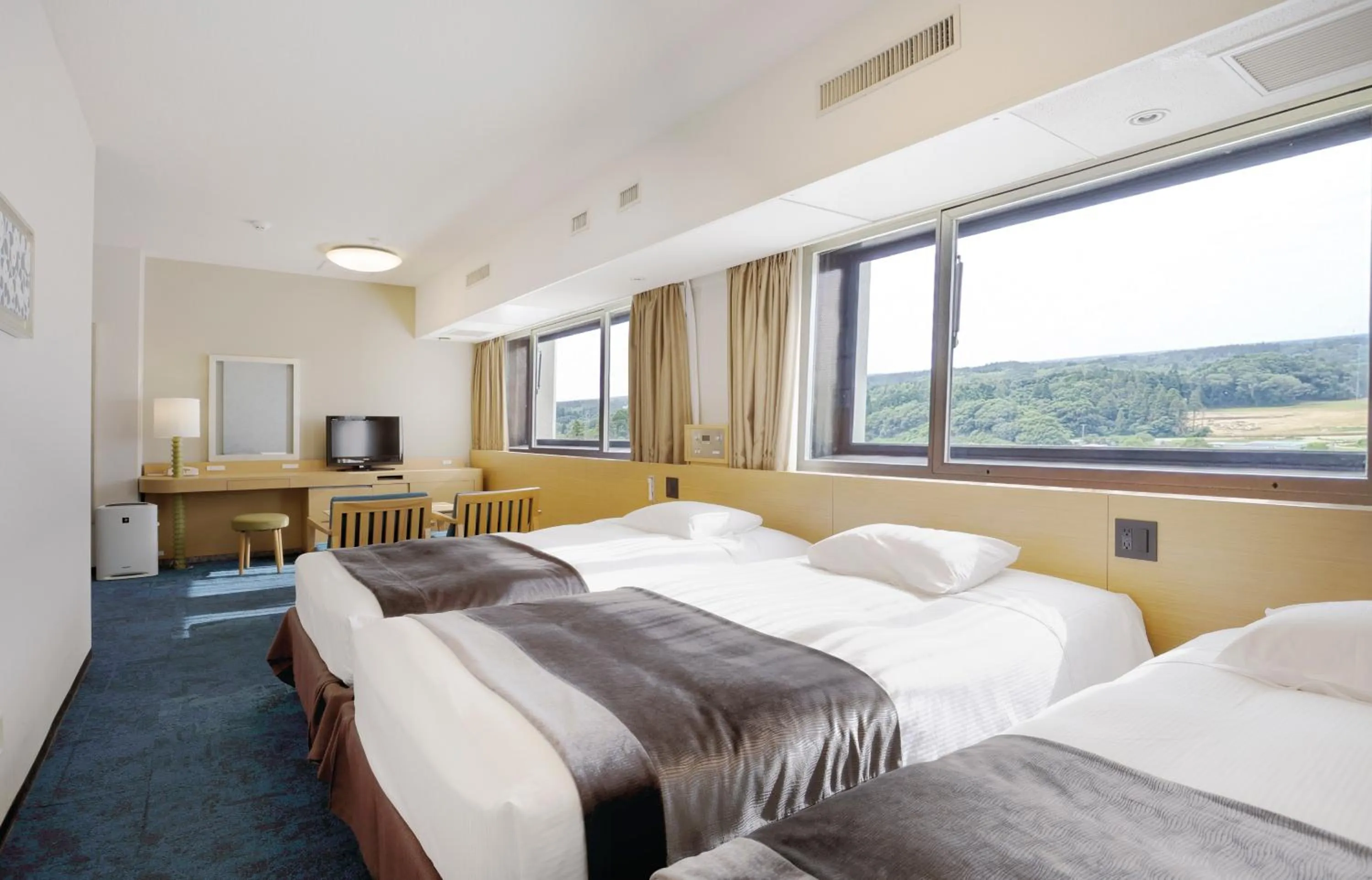 Photo of the whole room, Bed in Art Hotel Narita