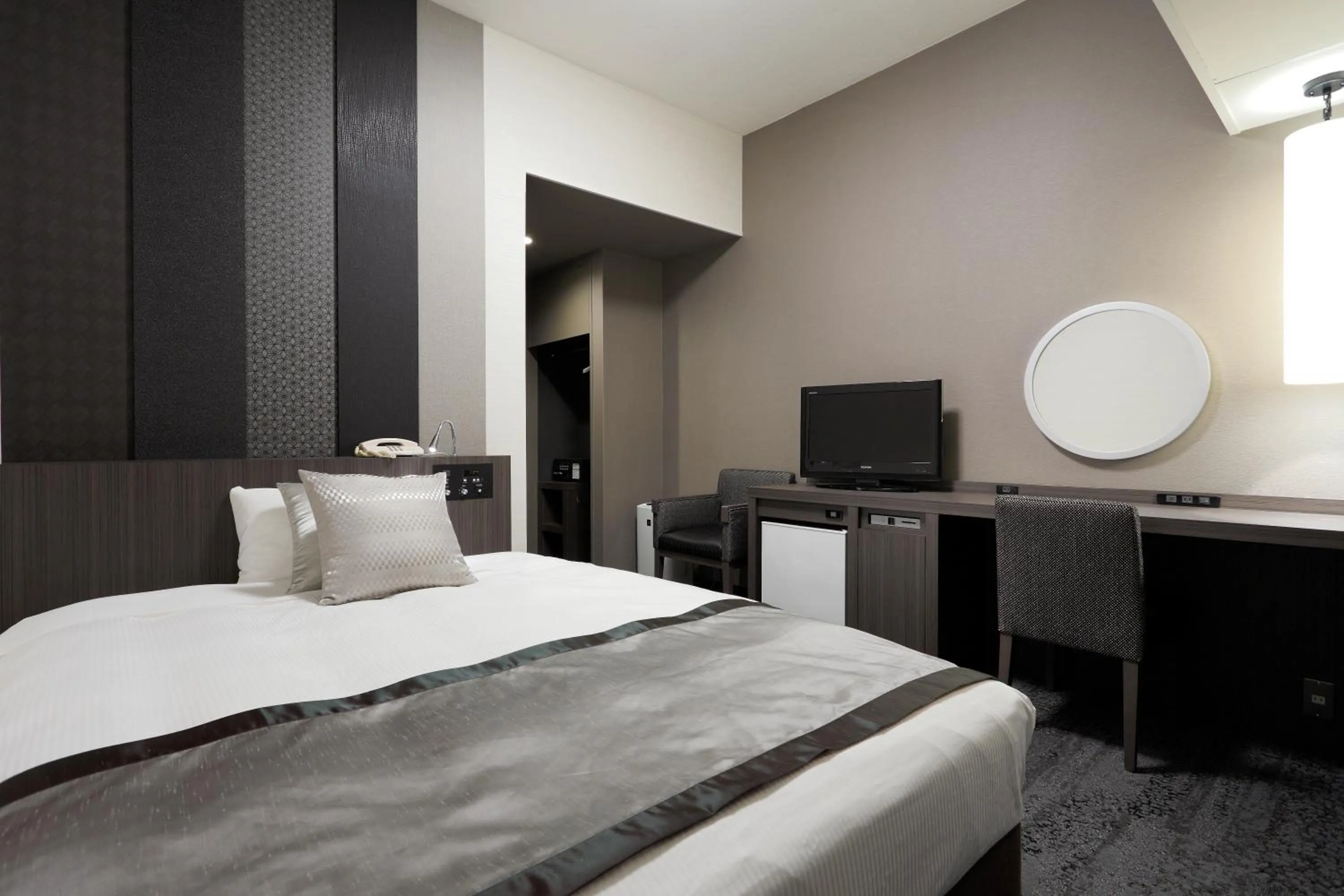 Photo of the whole room, Bed in Art Hotel Narita