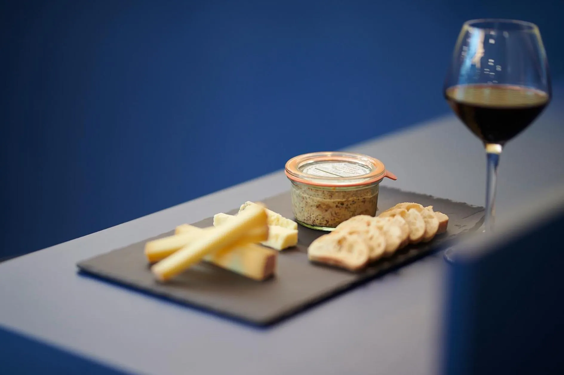 Food and drinks in Seven Urban Suites Nantes Centre