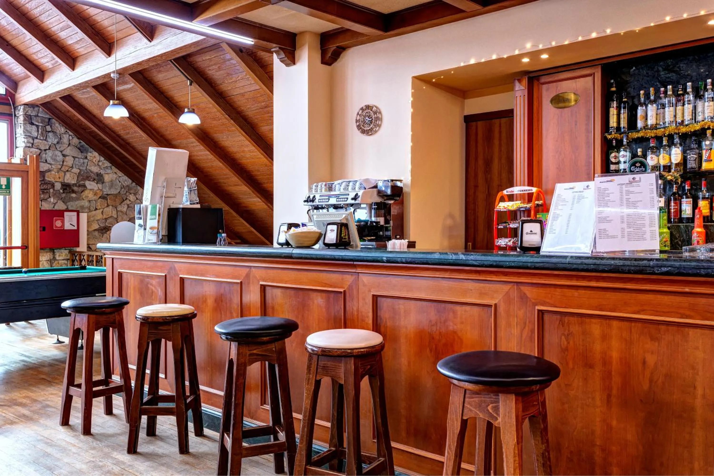 Lounge or bar in Hotel Mondolé - Azzurro Club