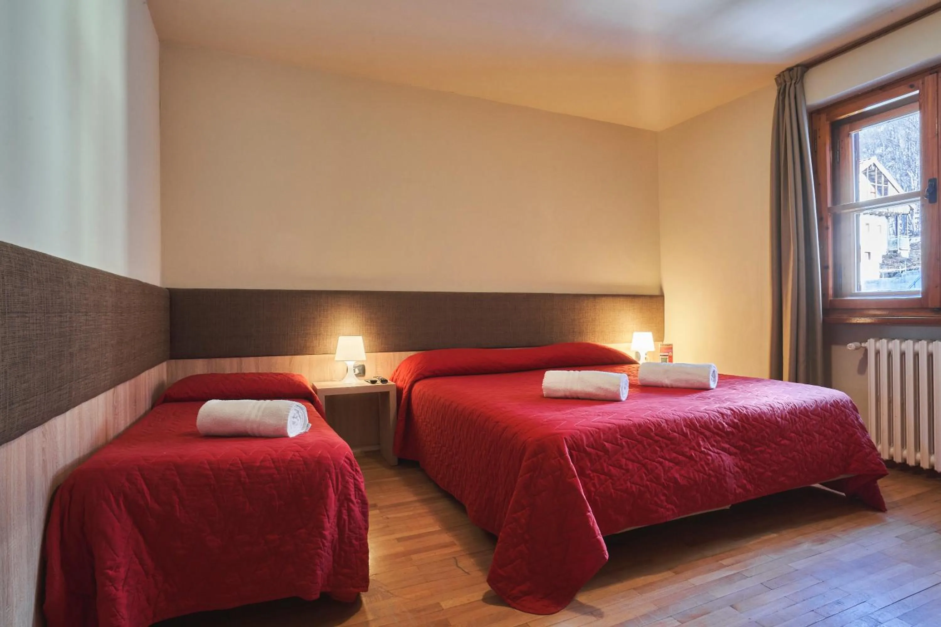 Bed in Hotel Mondolé - Azzurro Club