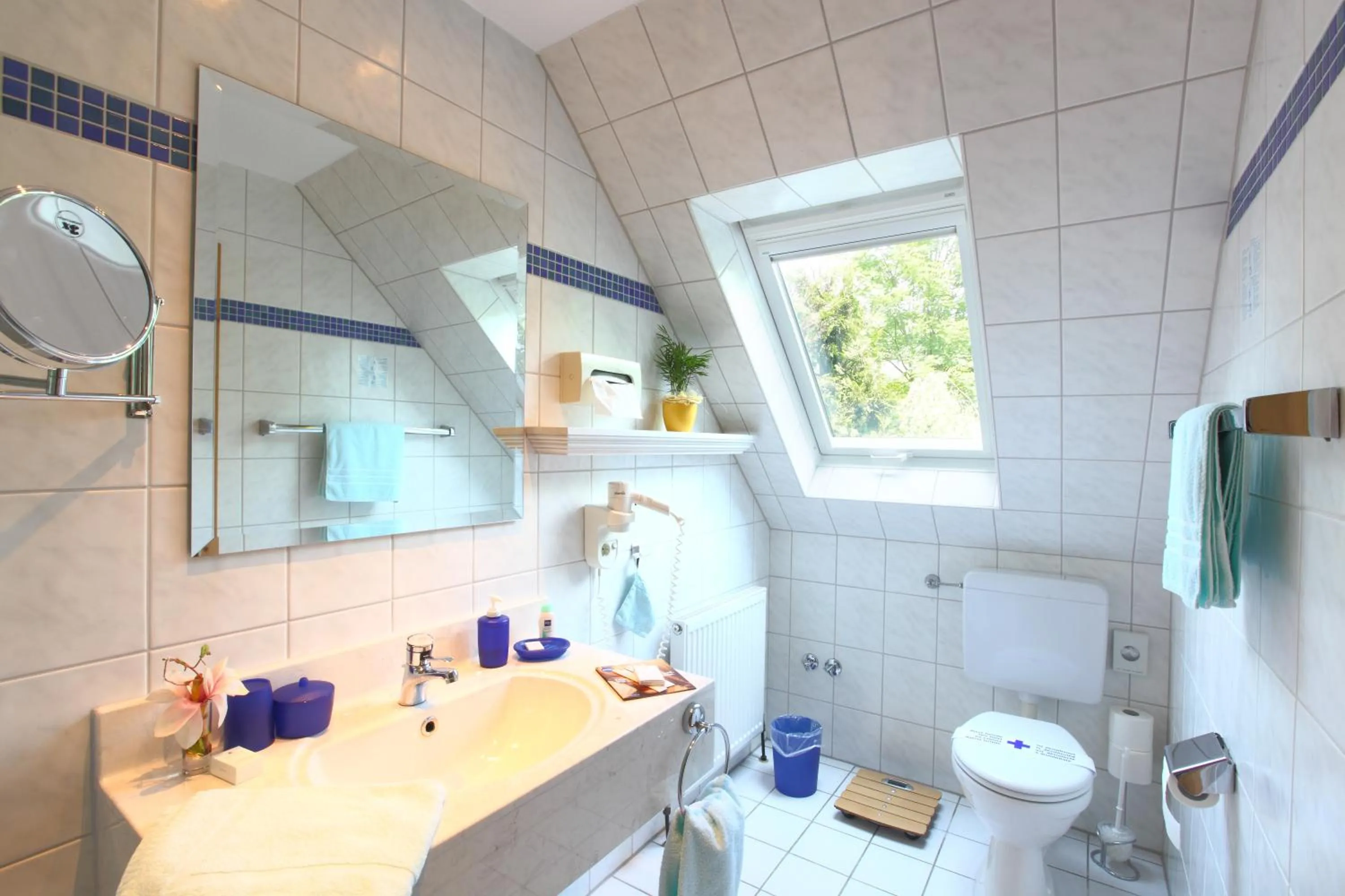 Bathroom in Landhotel Grimmeblick