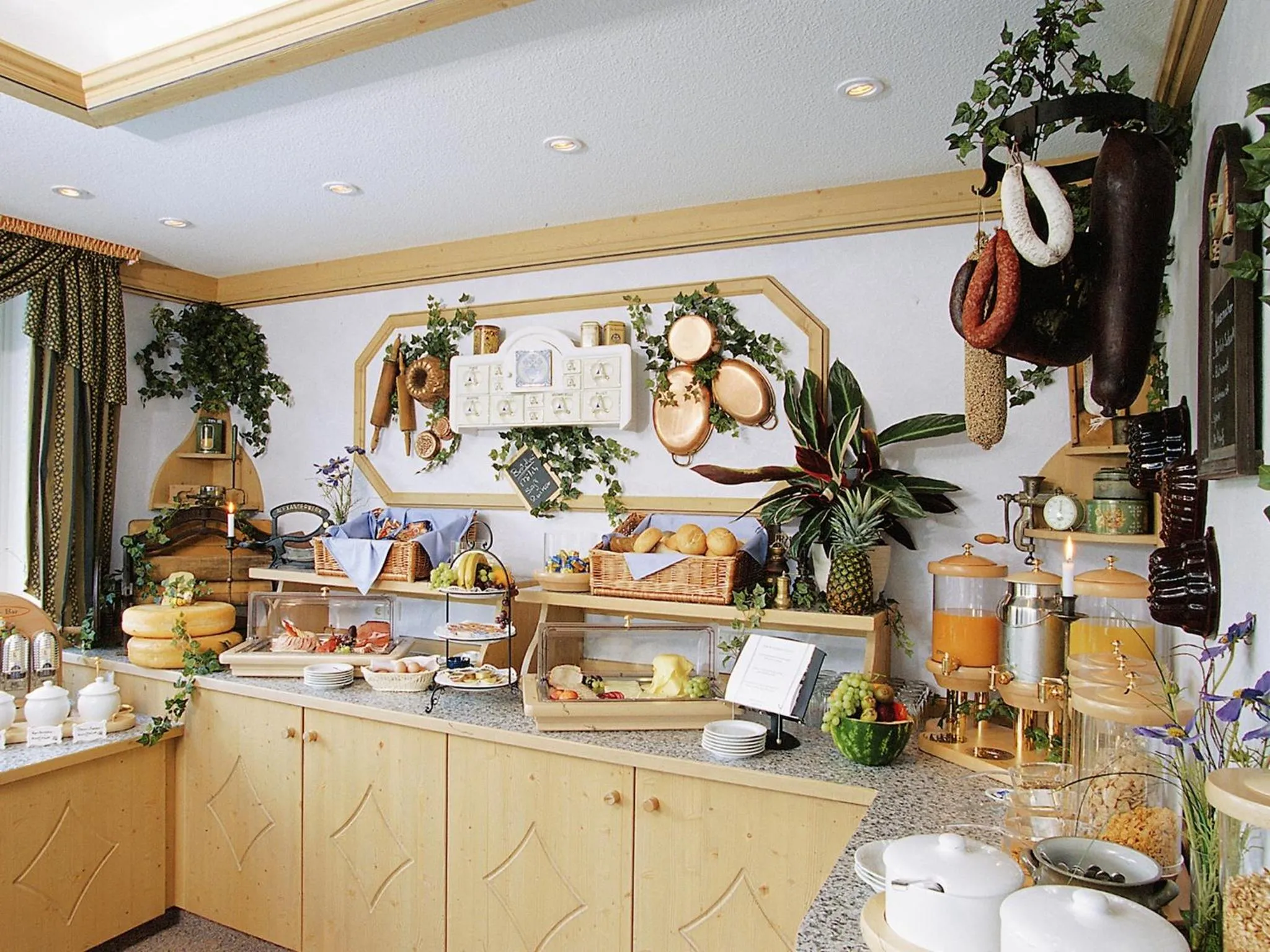 Buffet breakfast in Landhotel Grimmeblick