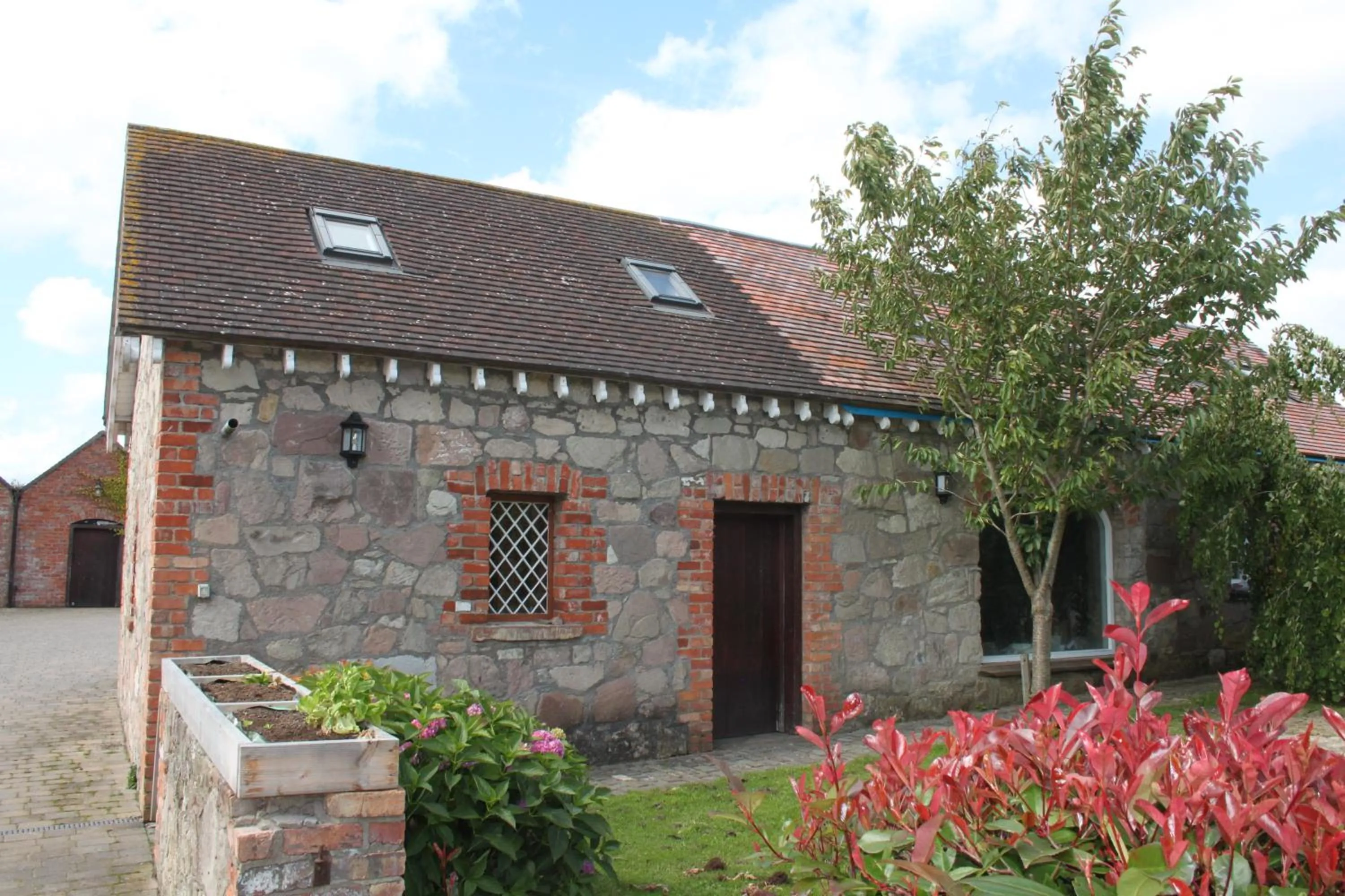 Facade/entrance in Clenaghans