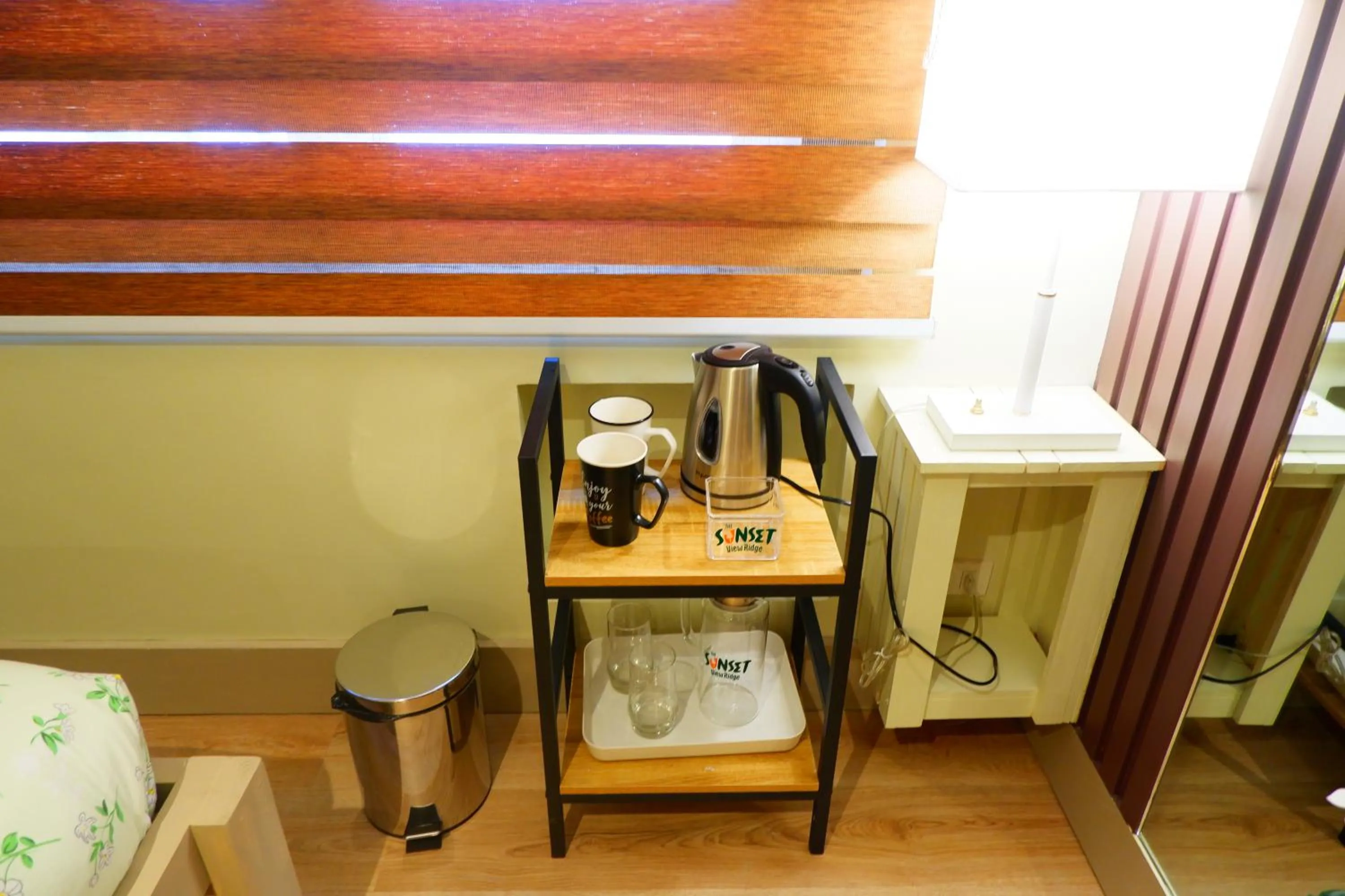 Coffee/tea facilities in Sunset View Ridge Residences