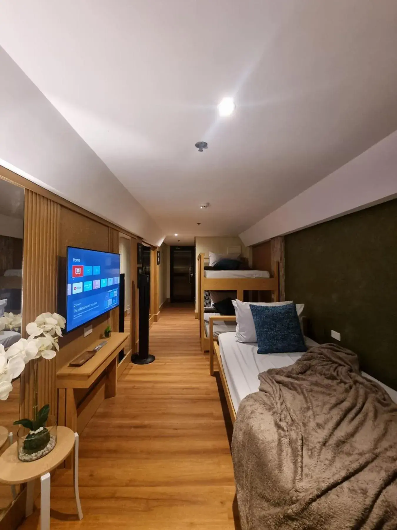 Triple Room in Sunset View Ridge Residences Triple Room in Sunset View Ridge Residences