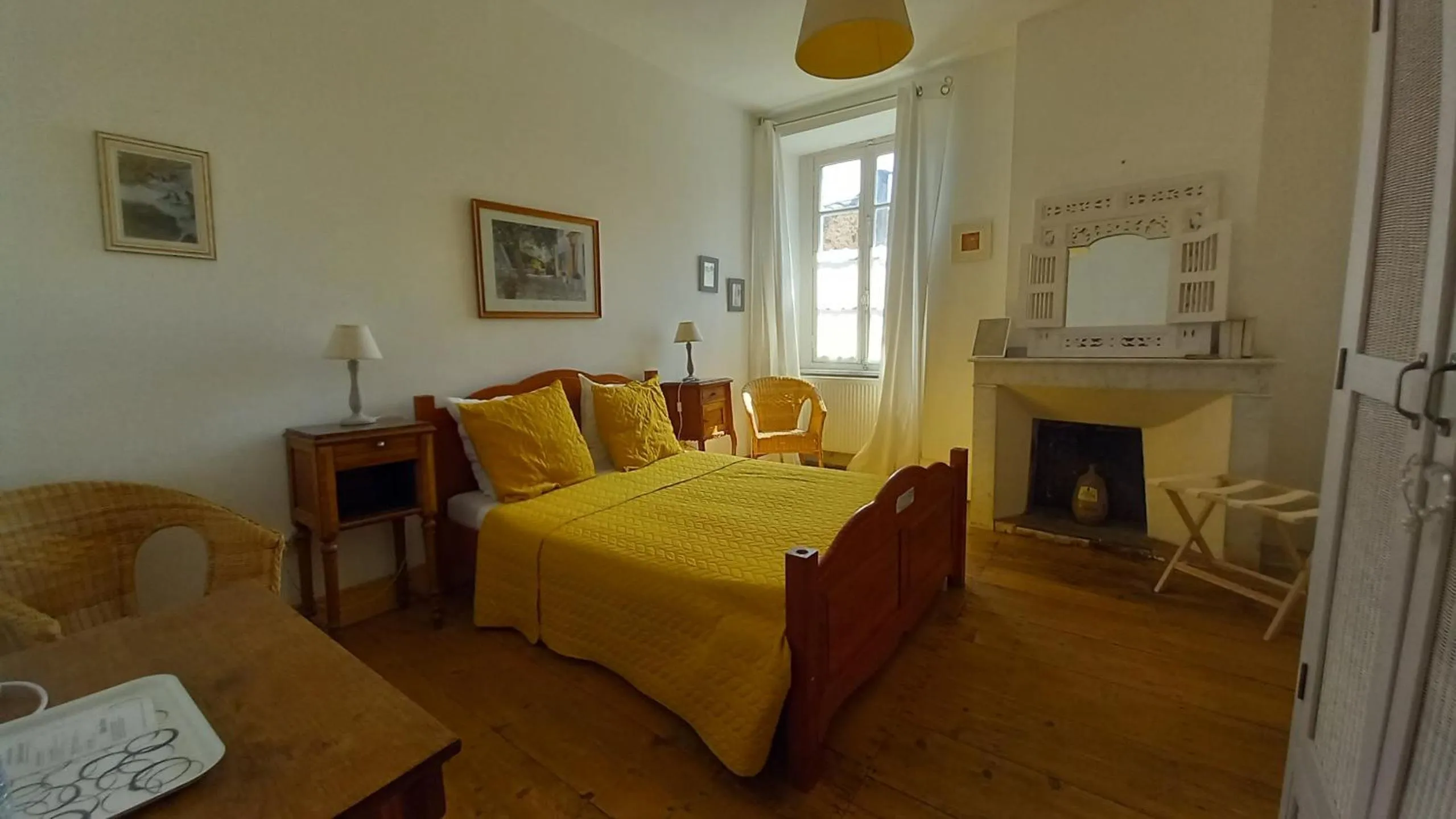 Bedroom, Bed in Maison Rives - Village du Livre de Montolieu