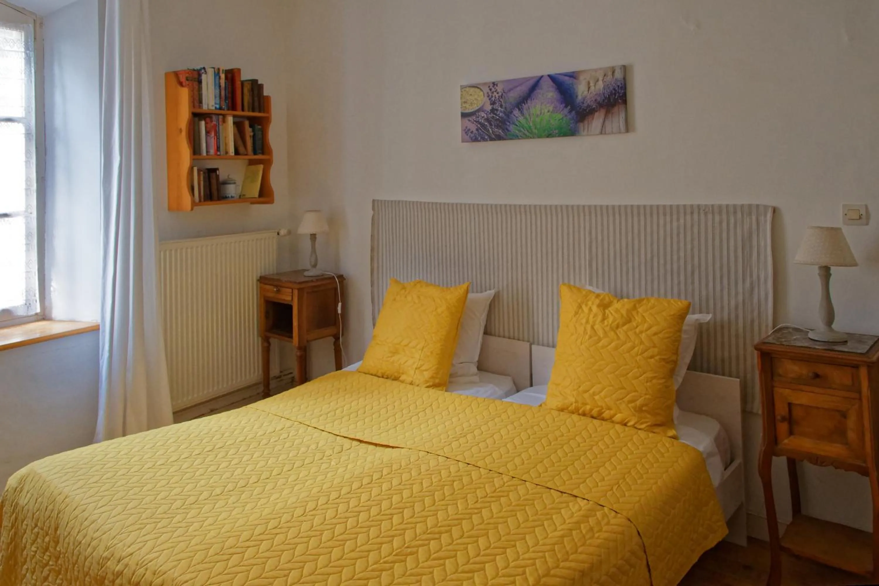 Bed in Maison Rives - Village du Livre de Montolieu