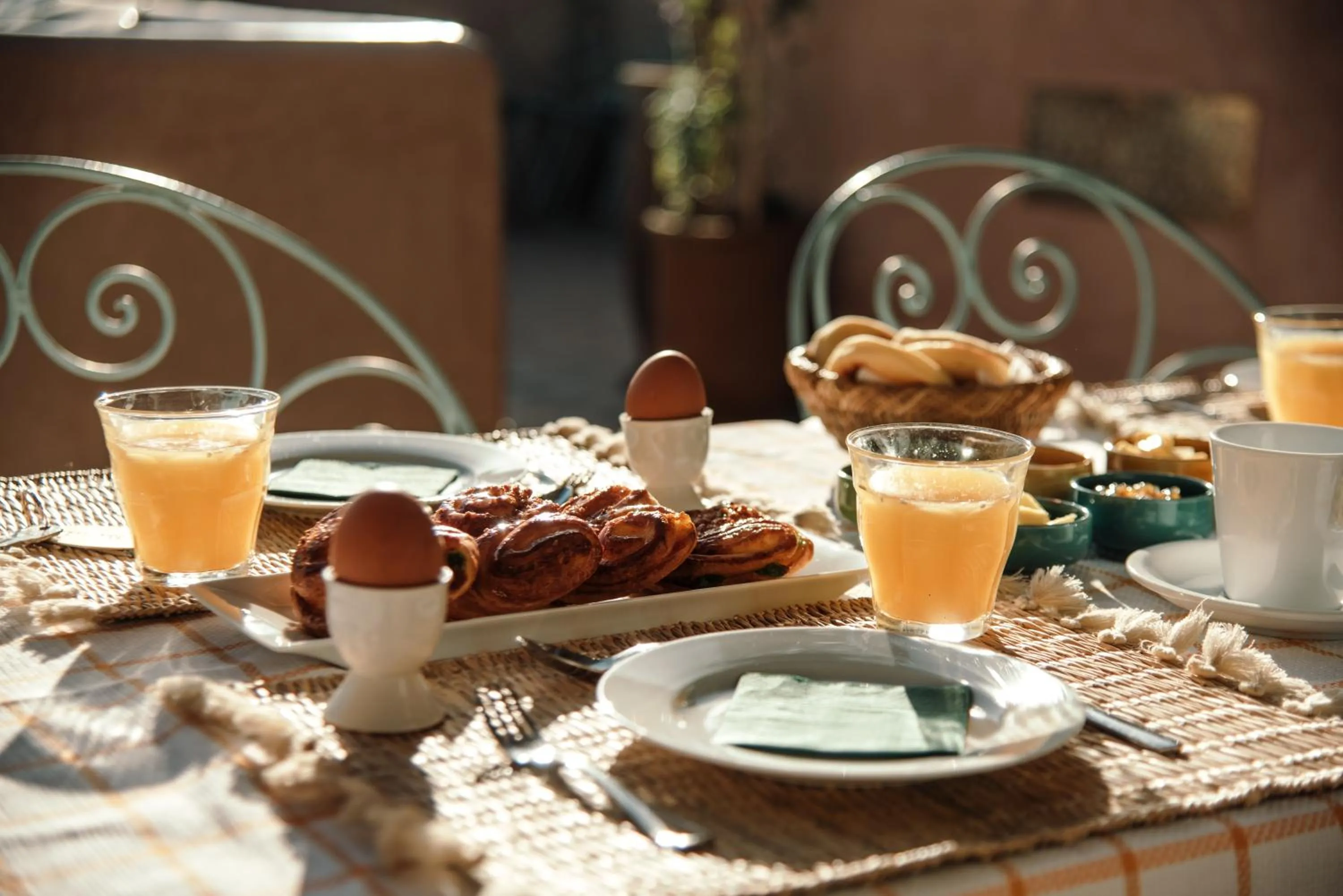 Breakfast in Riad Albatoul