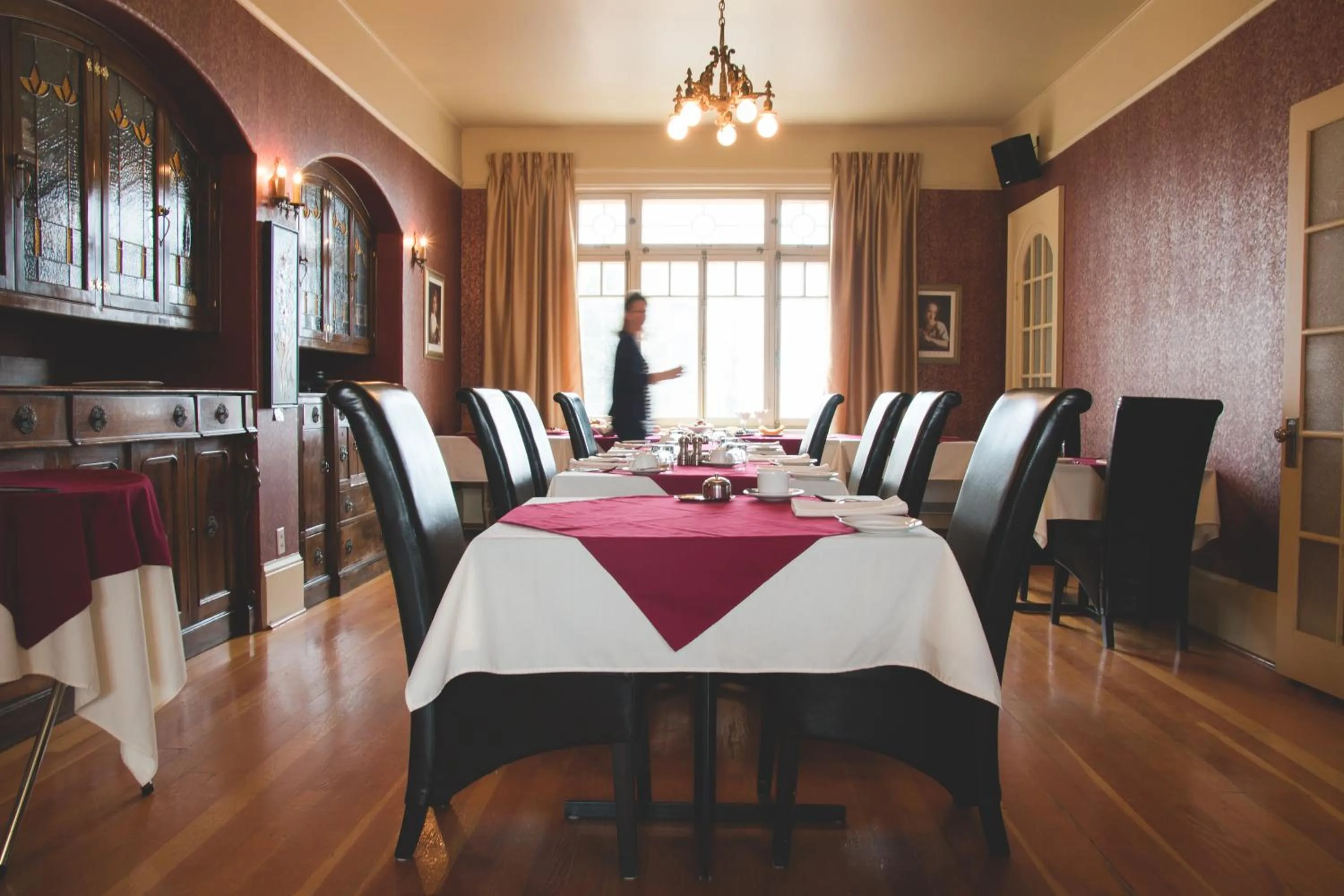 Buffet breakfast in Auberge La Seigneurie