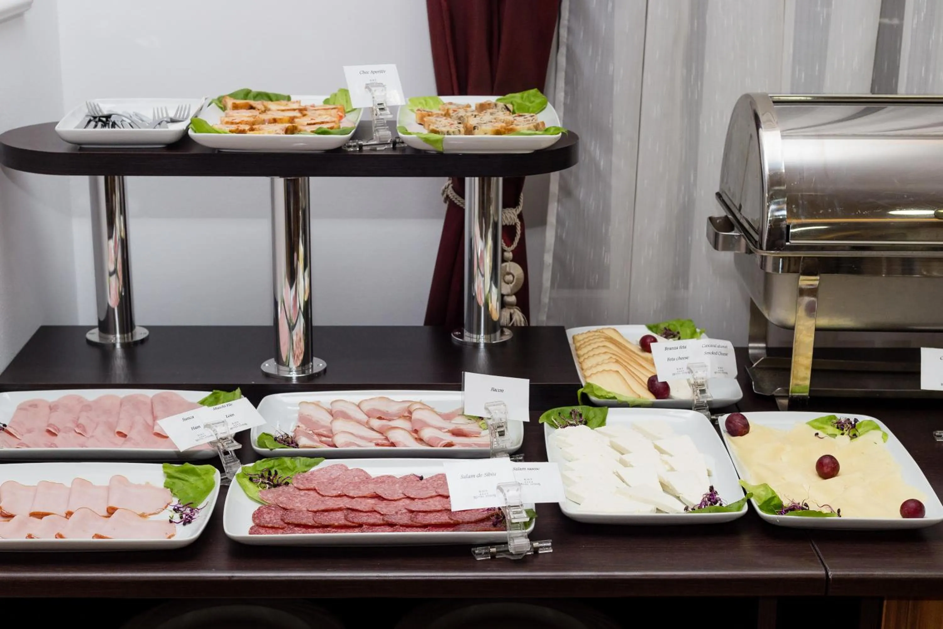 Meals in Hotel Athos R.M.T.