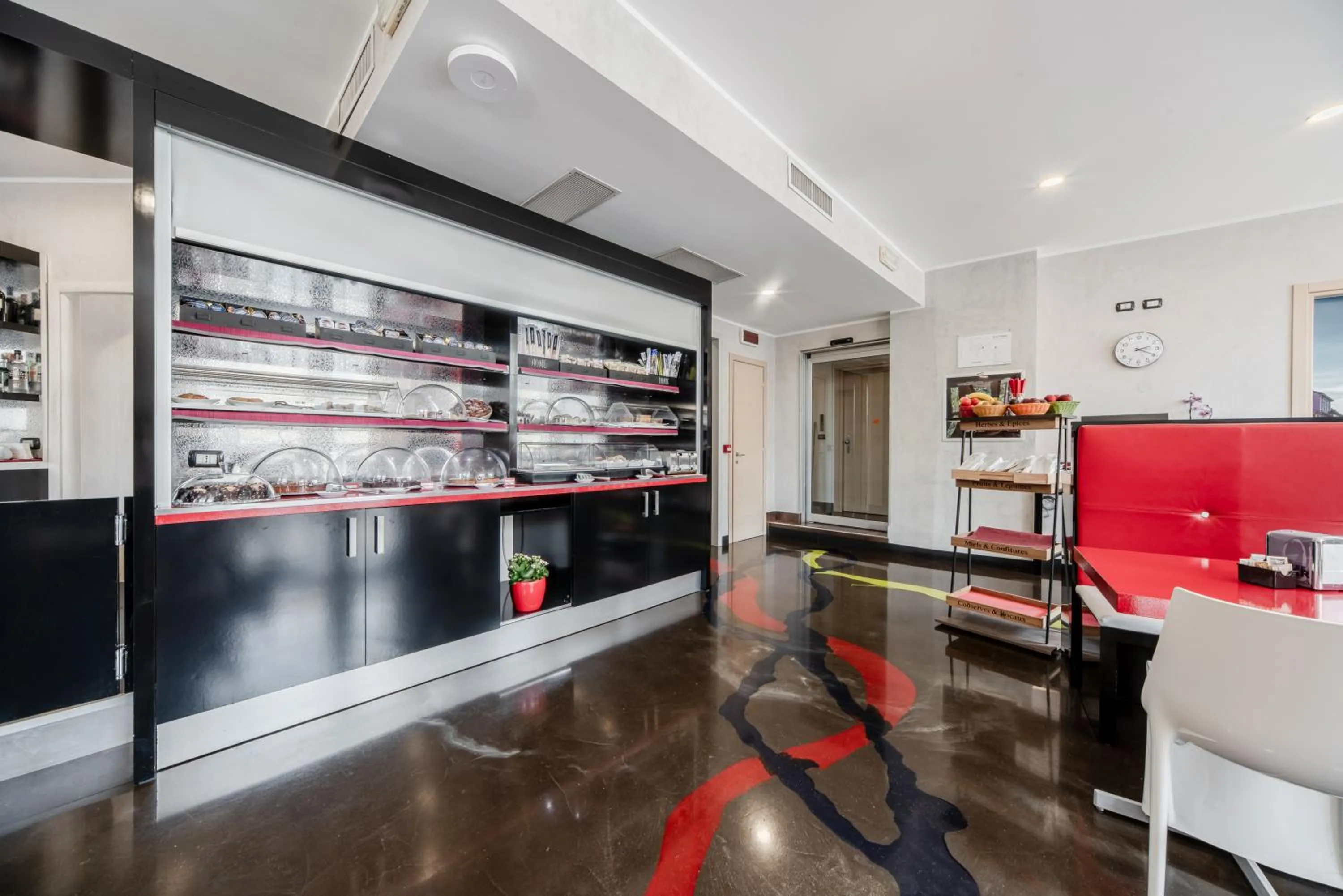 Breakfast in Hotel Milano Navigli