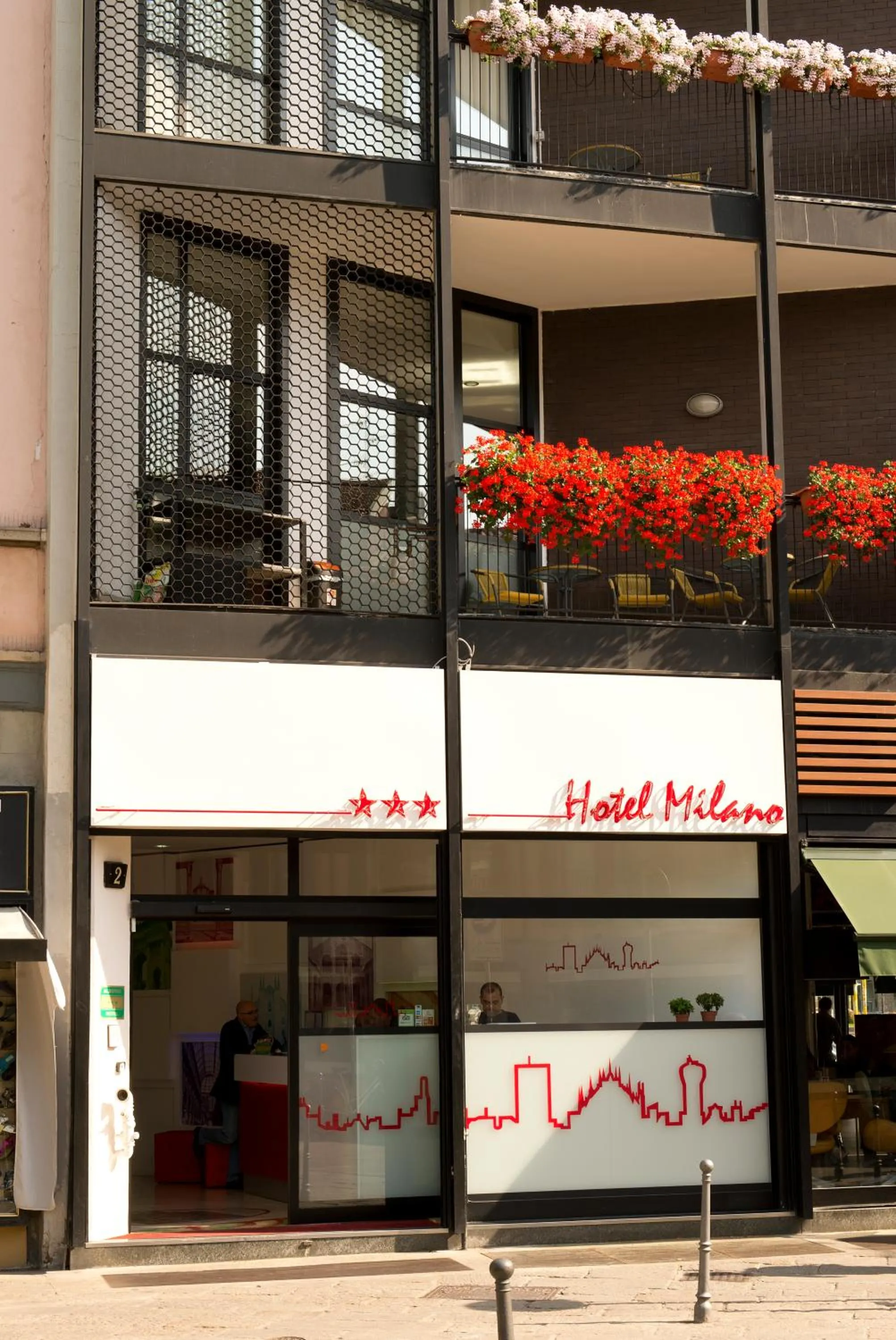 Facade/entrance in Hotel Milano Navigli