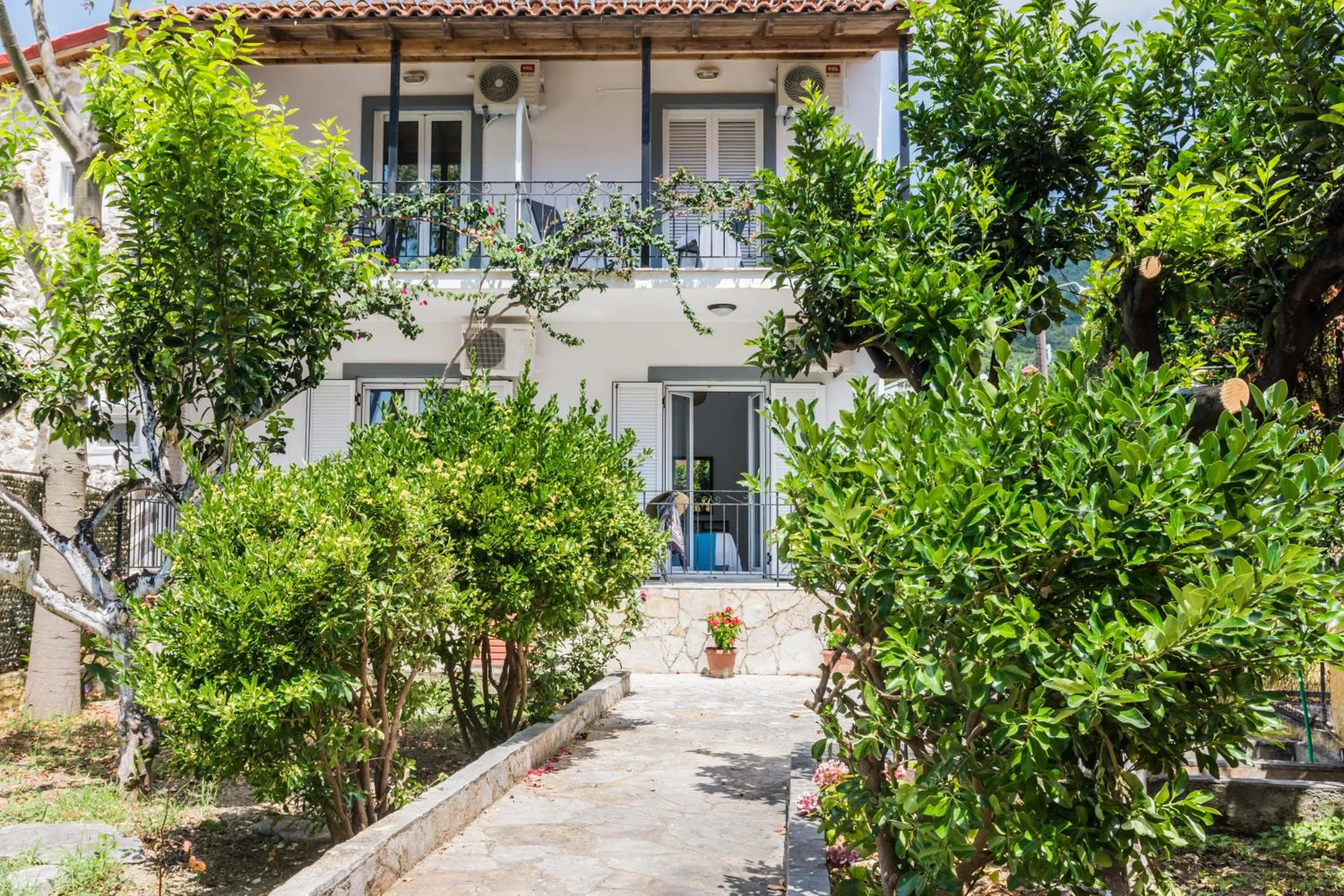 Facade/entrance in Irini Apartments and Studios