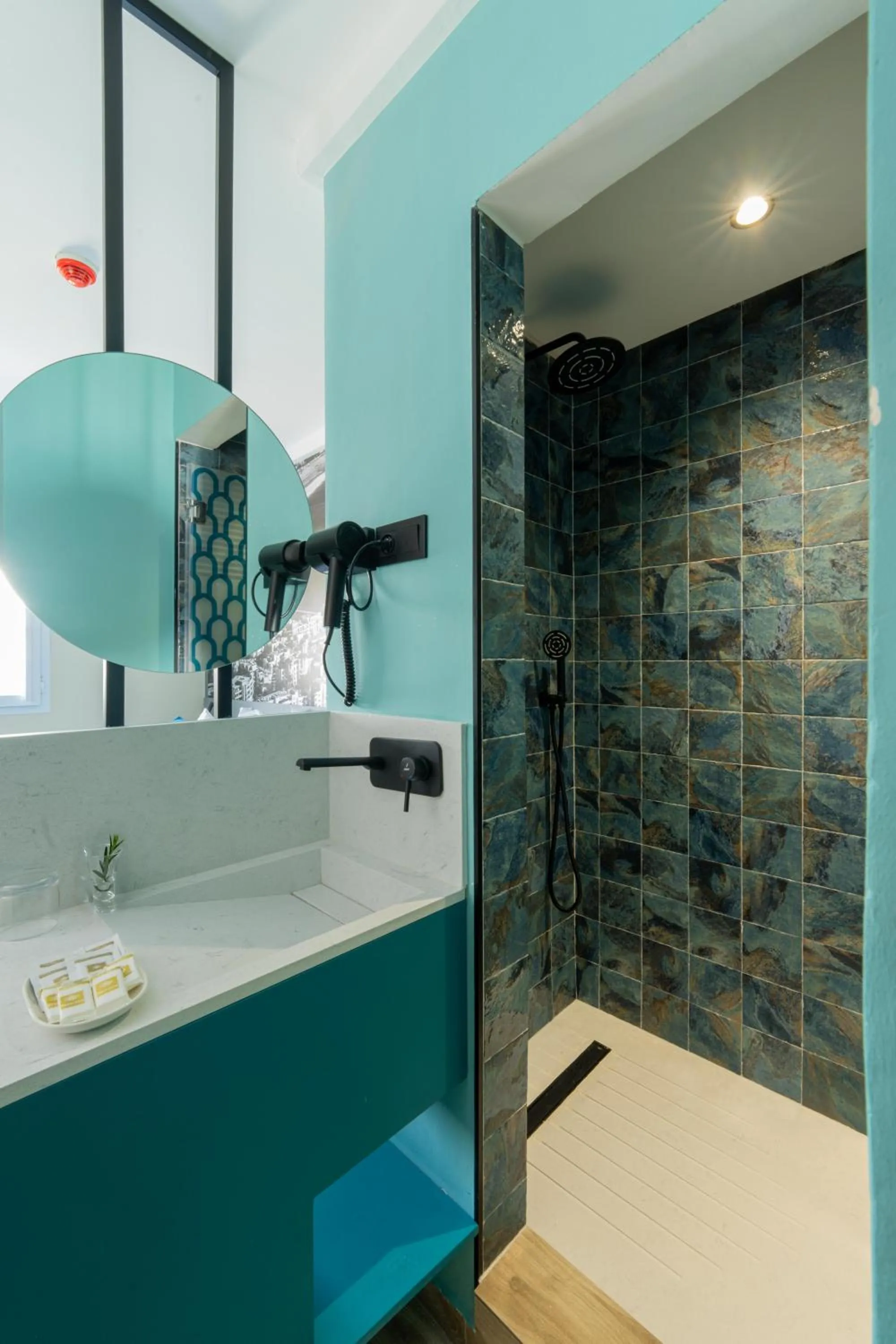 Shower in MIA Urban Agadir