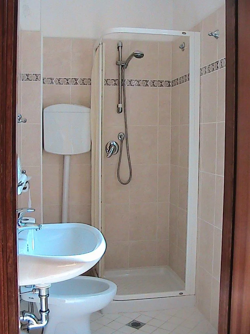 Bathroom in Hotel Universo