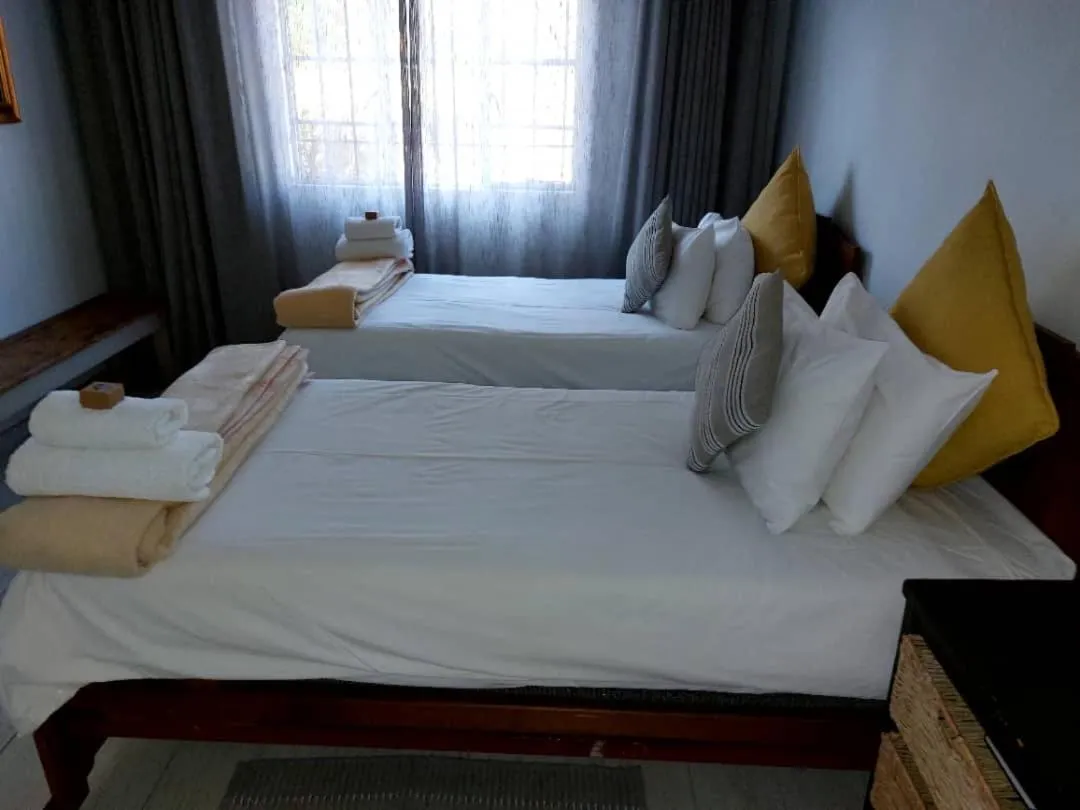 Bedroom, Bed in Bush Pillow Guest House