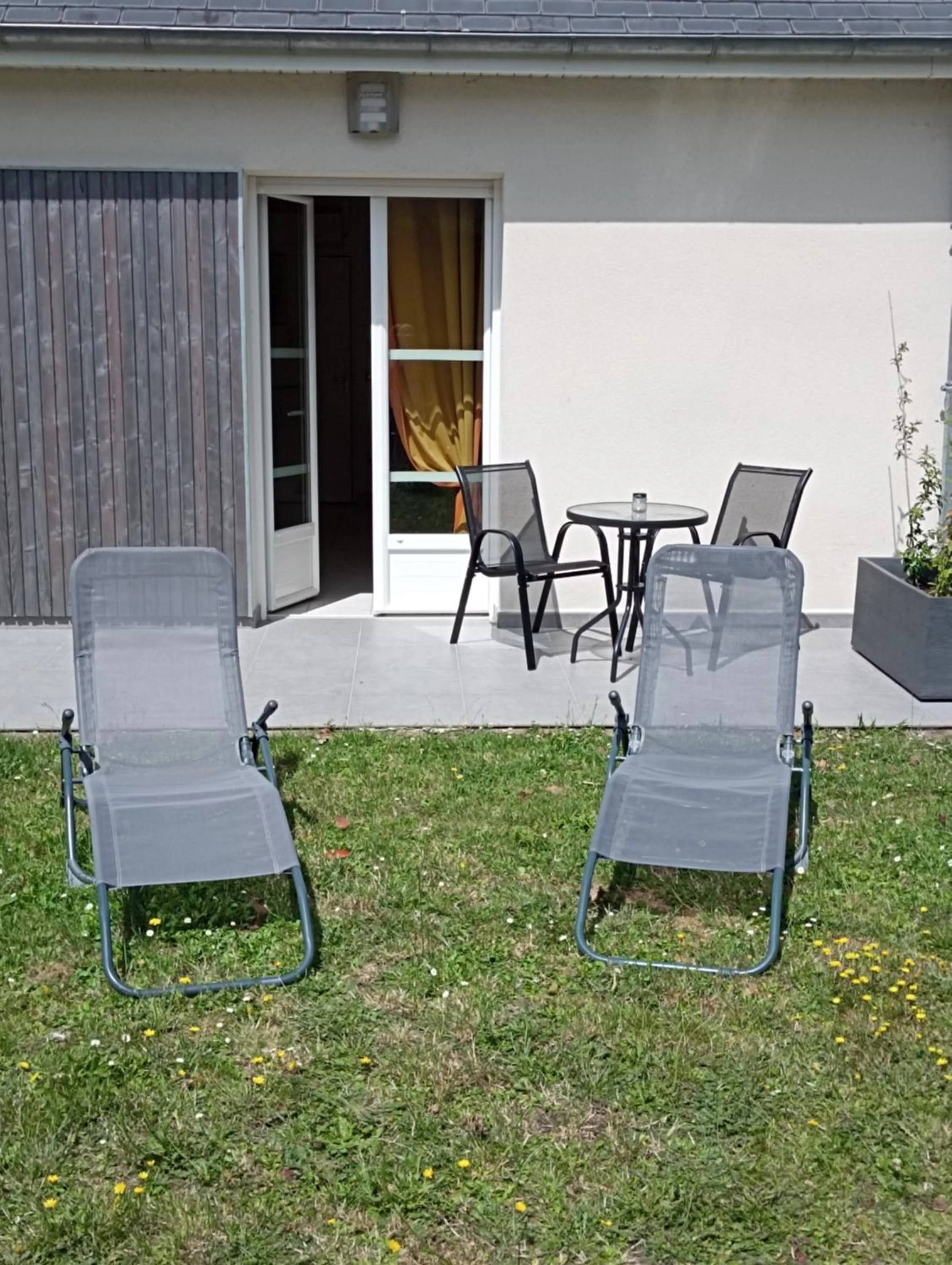 Balcony/Terrace in Chambres et Tables d'hotes " O Doux Matins " aux portes de Chinon