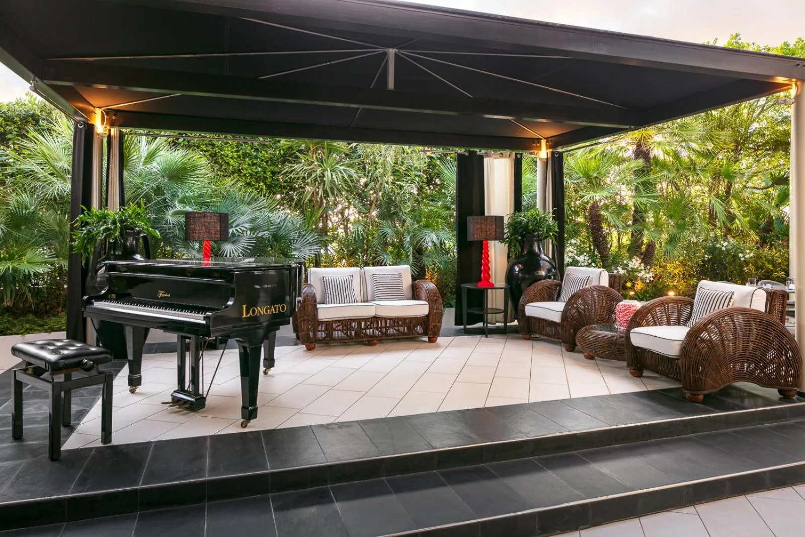 Balcony/Terrace in Hotel Mariver