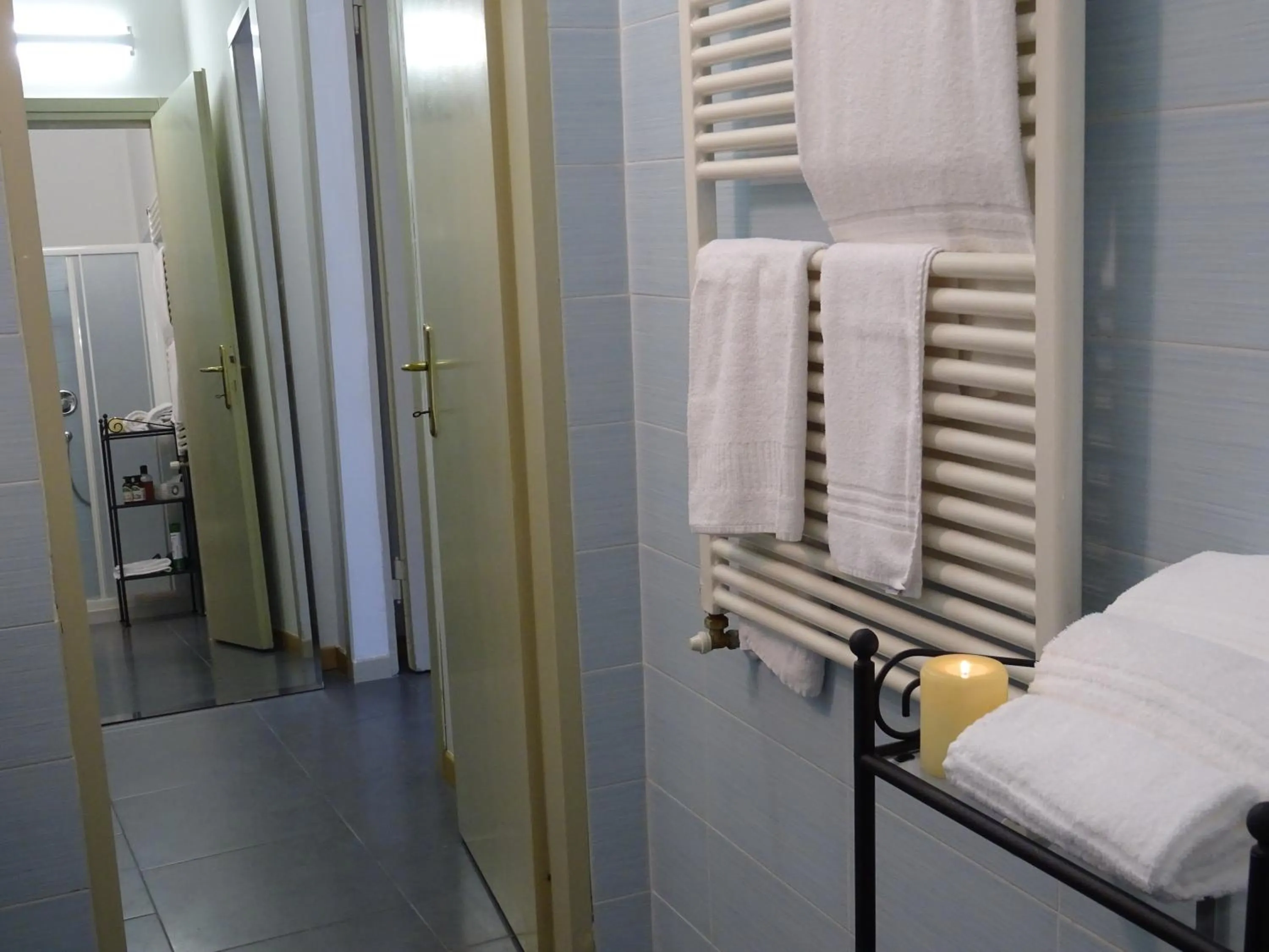 Bathroom in CharmeRooms Villa Moroni