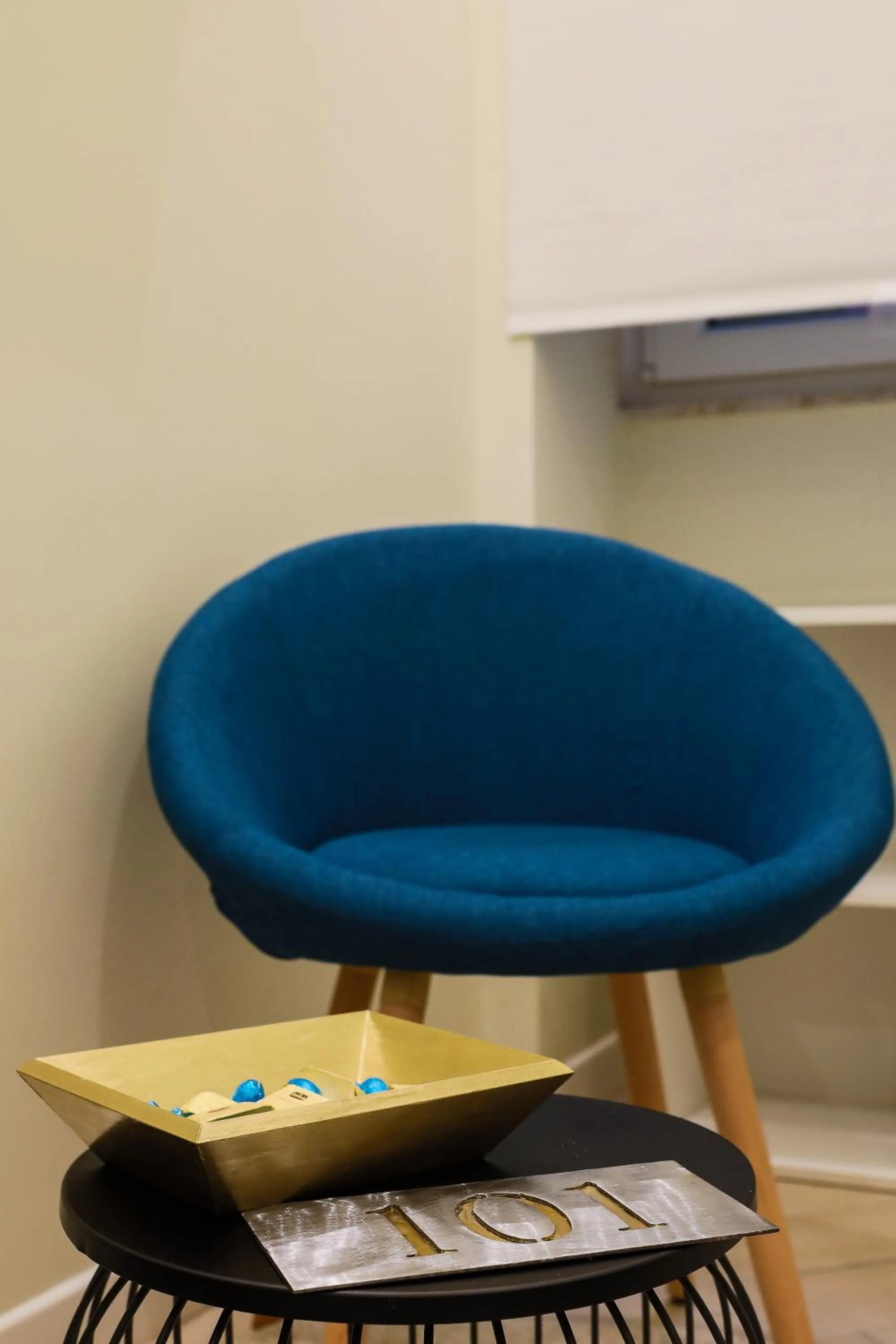 Seating area in Pantheon Unique Rooms
