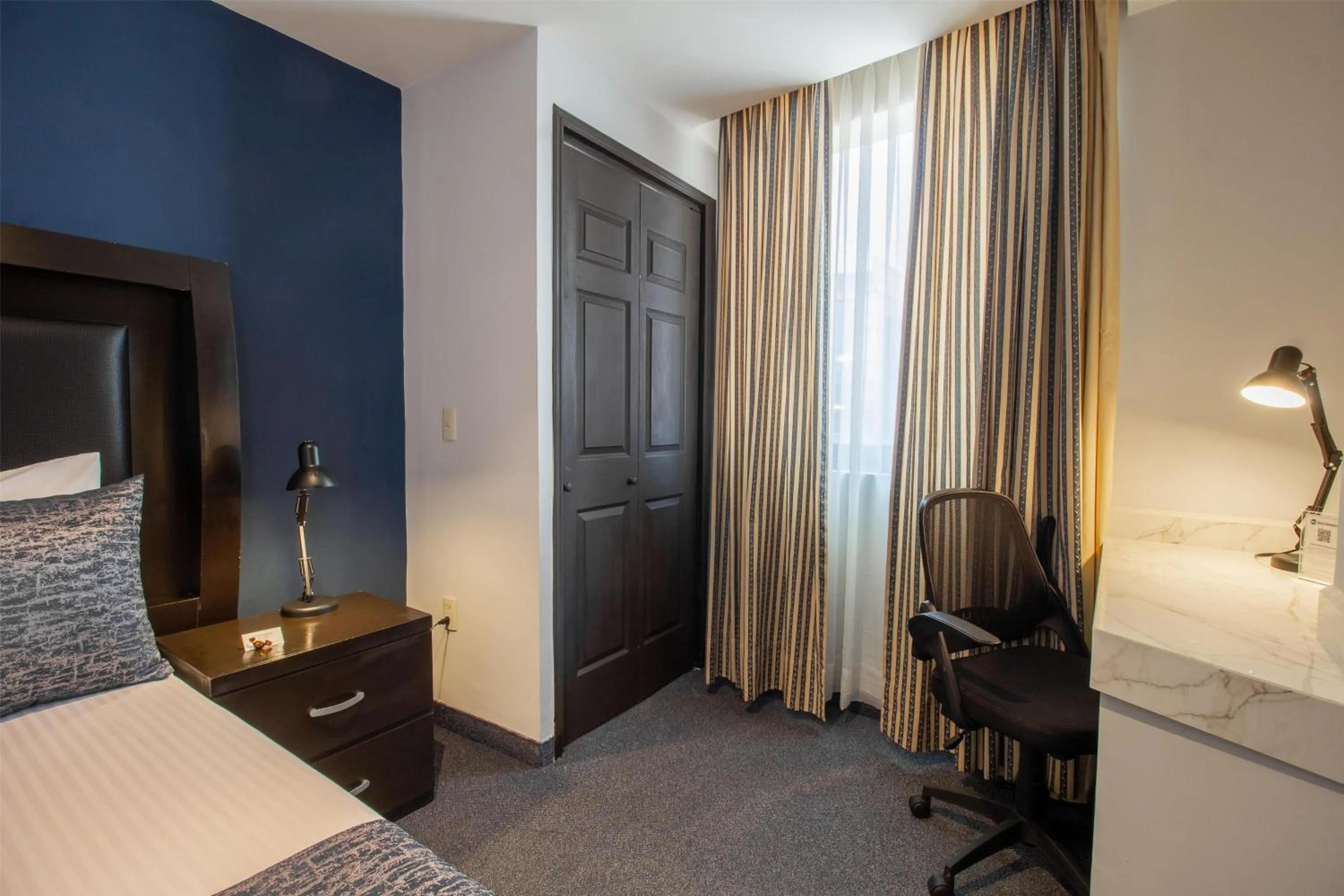 Bedroom, Bed in Best Western Real Tula Express