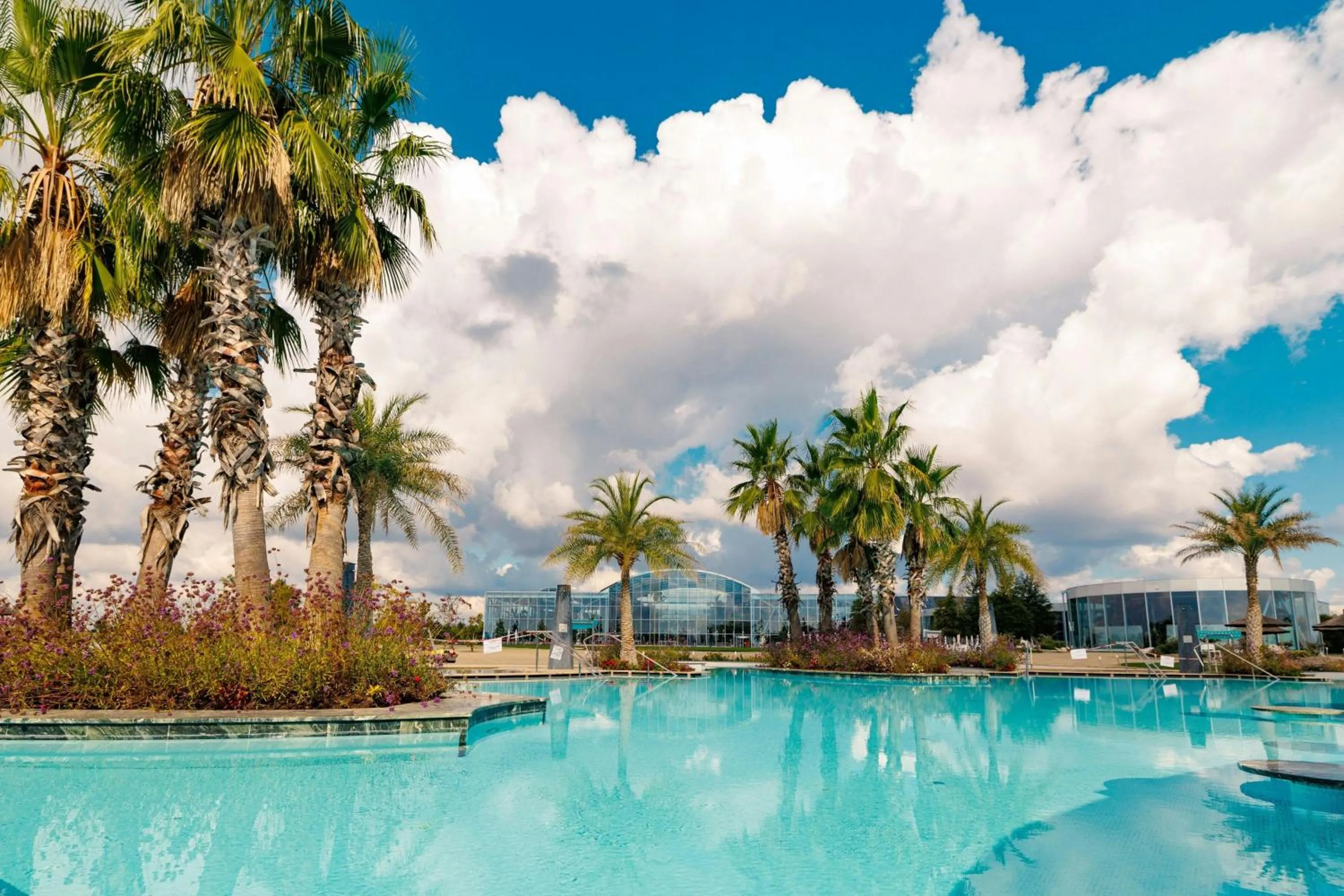 Spa and wellness centre/facilities in JW Marriott Bucharest Grand Hotel