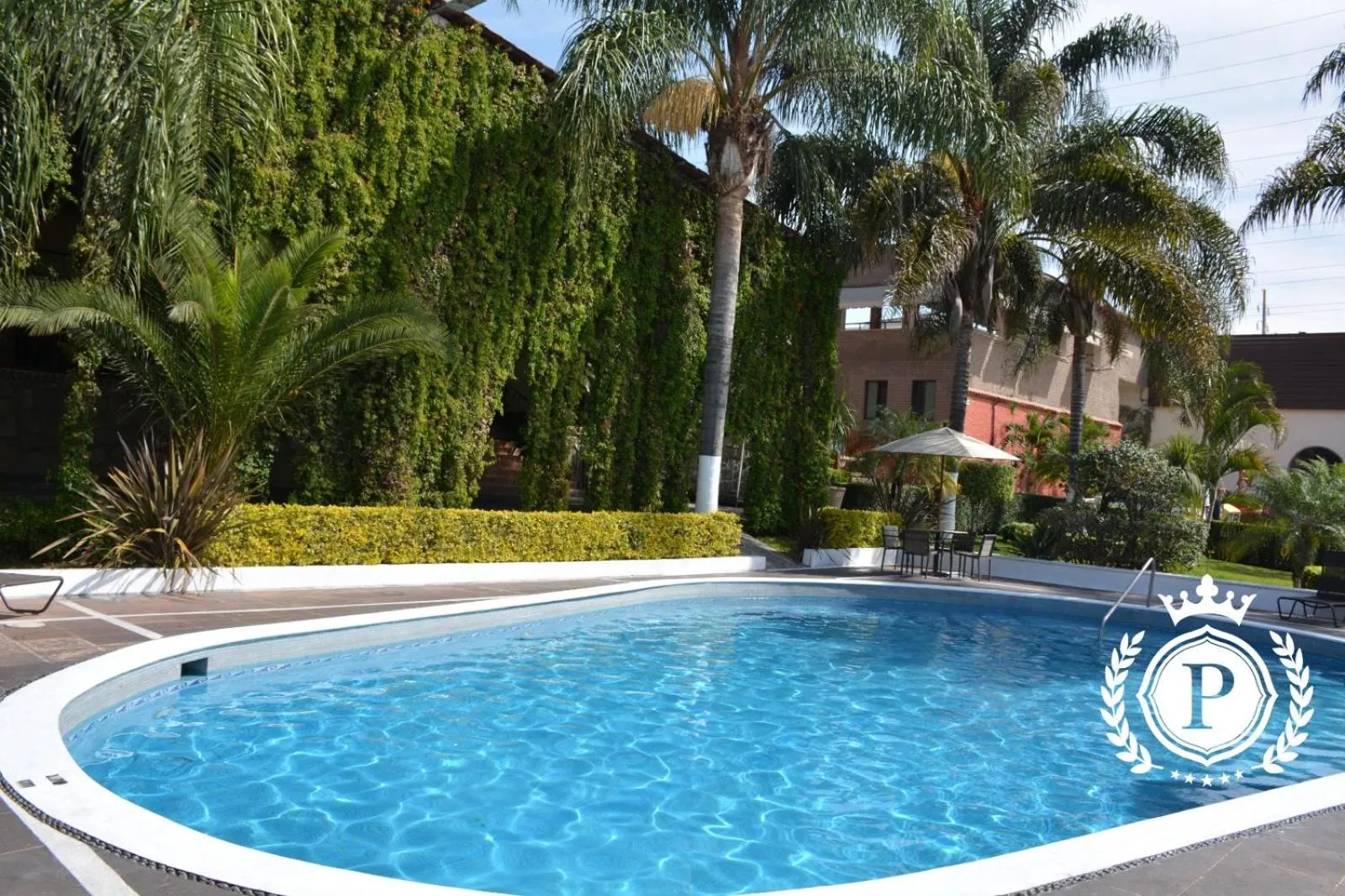 Swimming pool in Hotel Posada Virreyes
