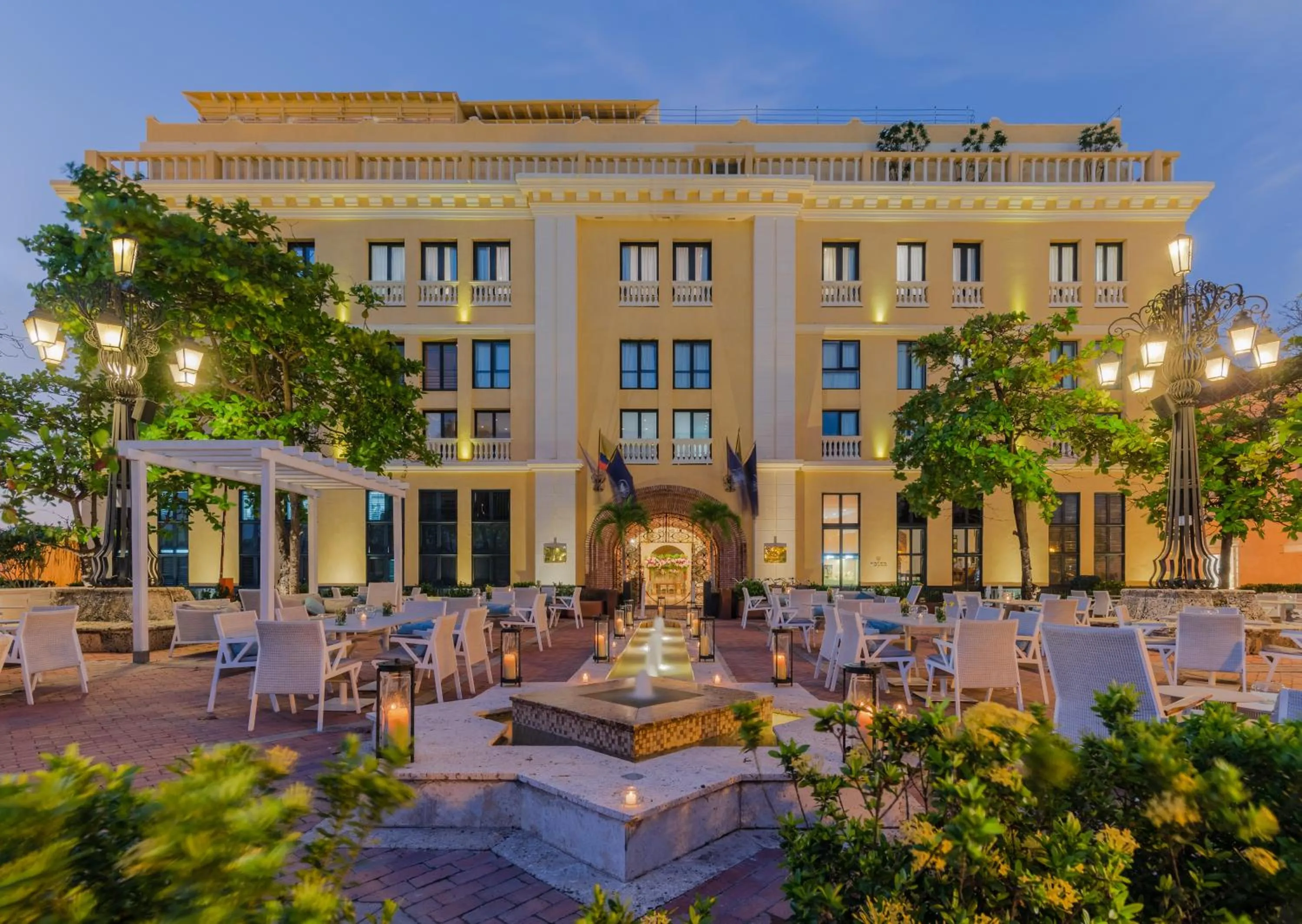 Facade/entrance in Charleston Santa Teresa Cartagena