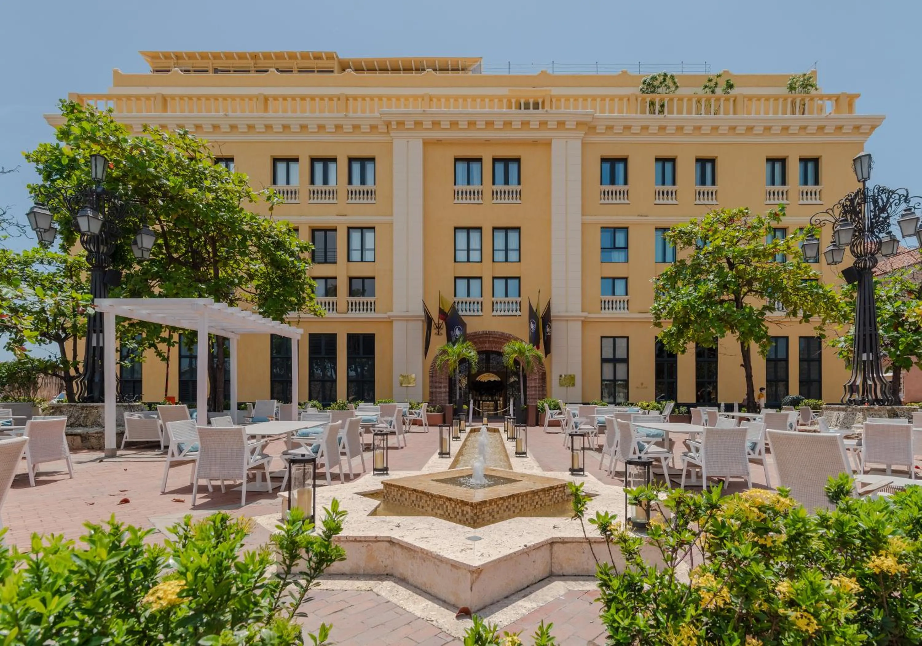 Facade/entrance in Charleston Santa Teresa Cartagena