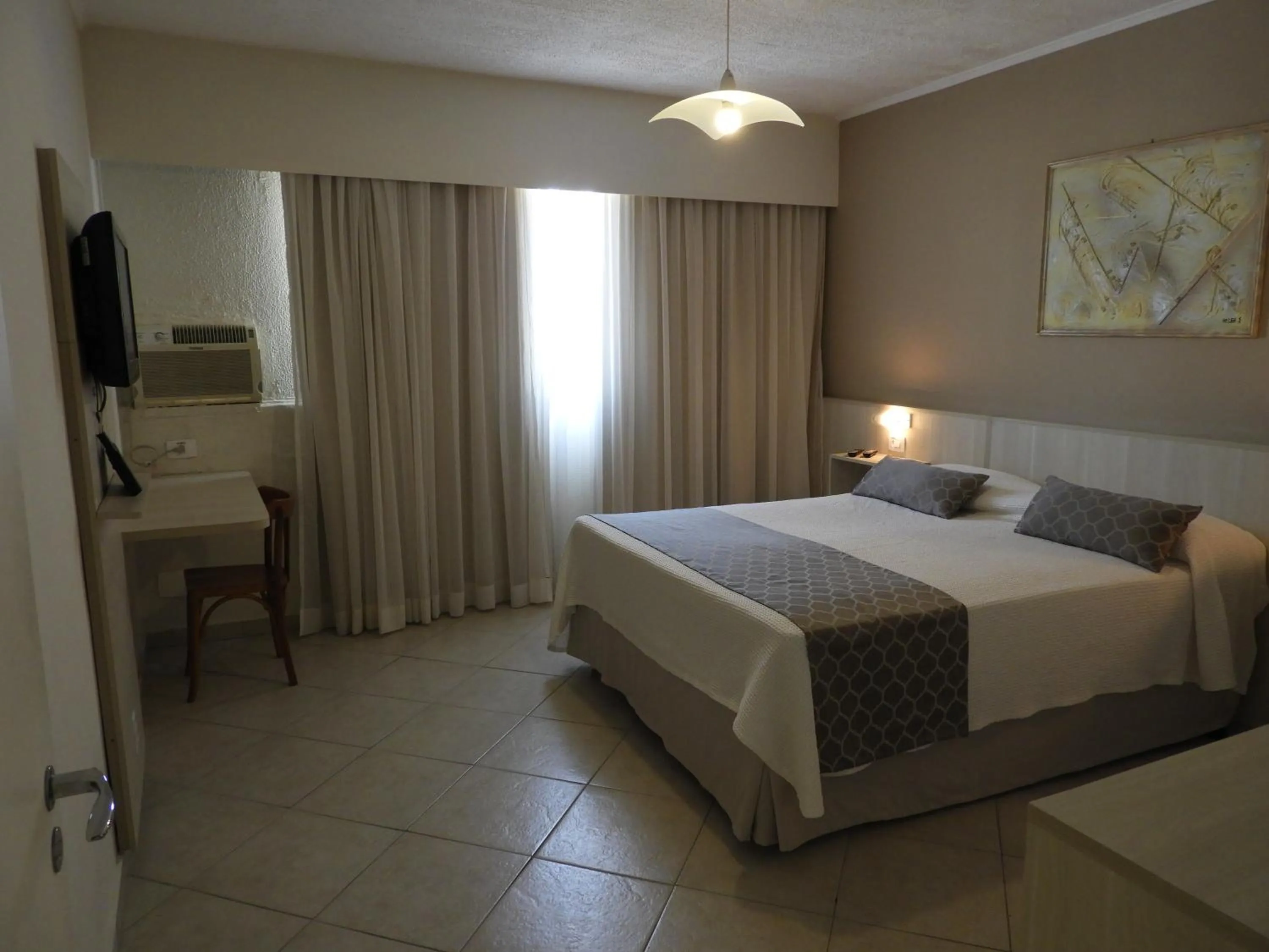 Bedroom, Bed in Hotel Binder Quality Inn