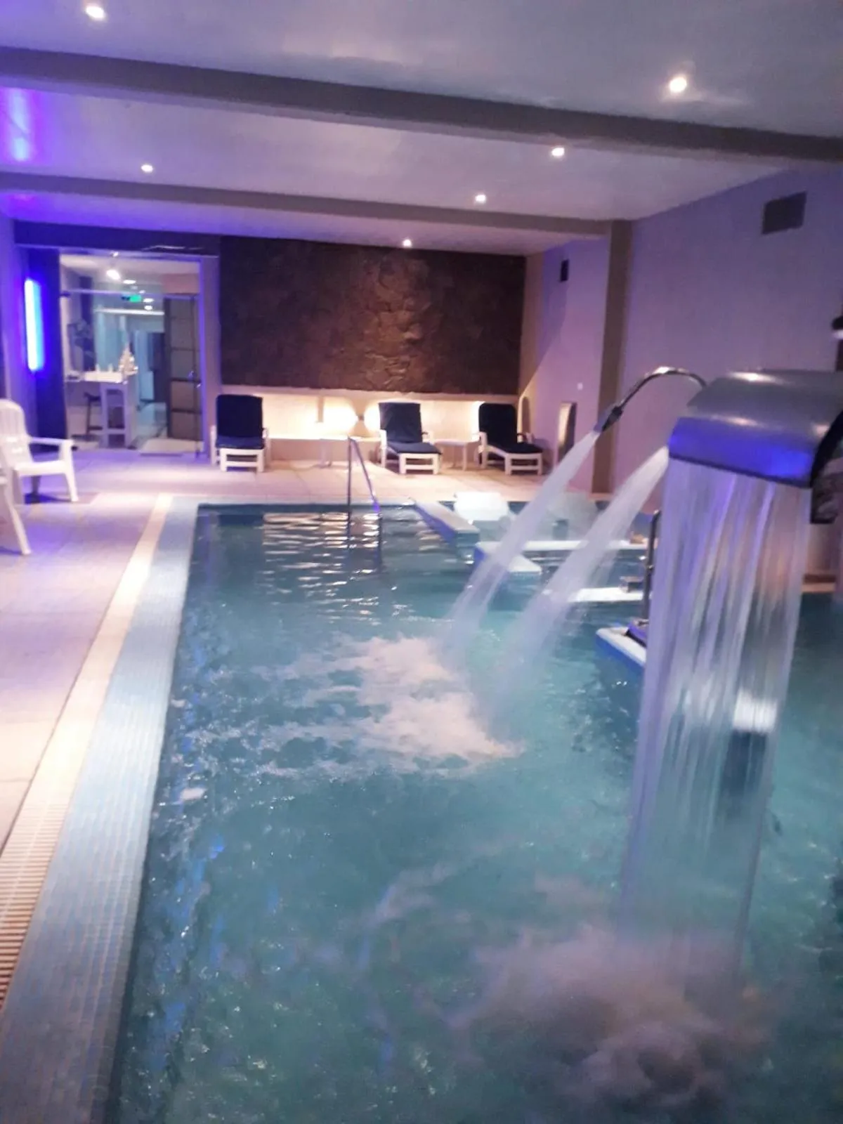 Swimming pool in San Martin Hotel y Spa