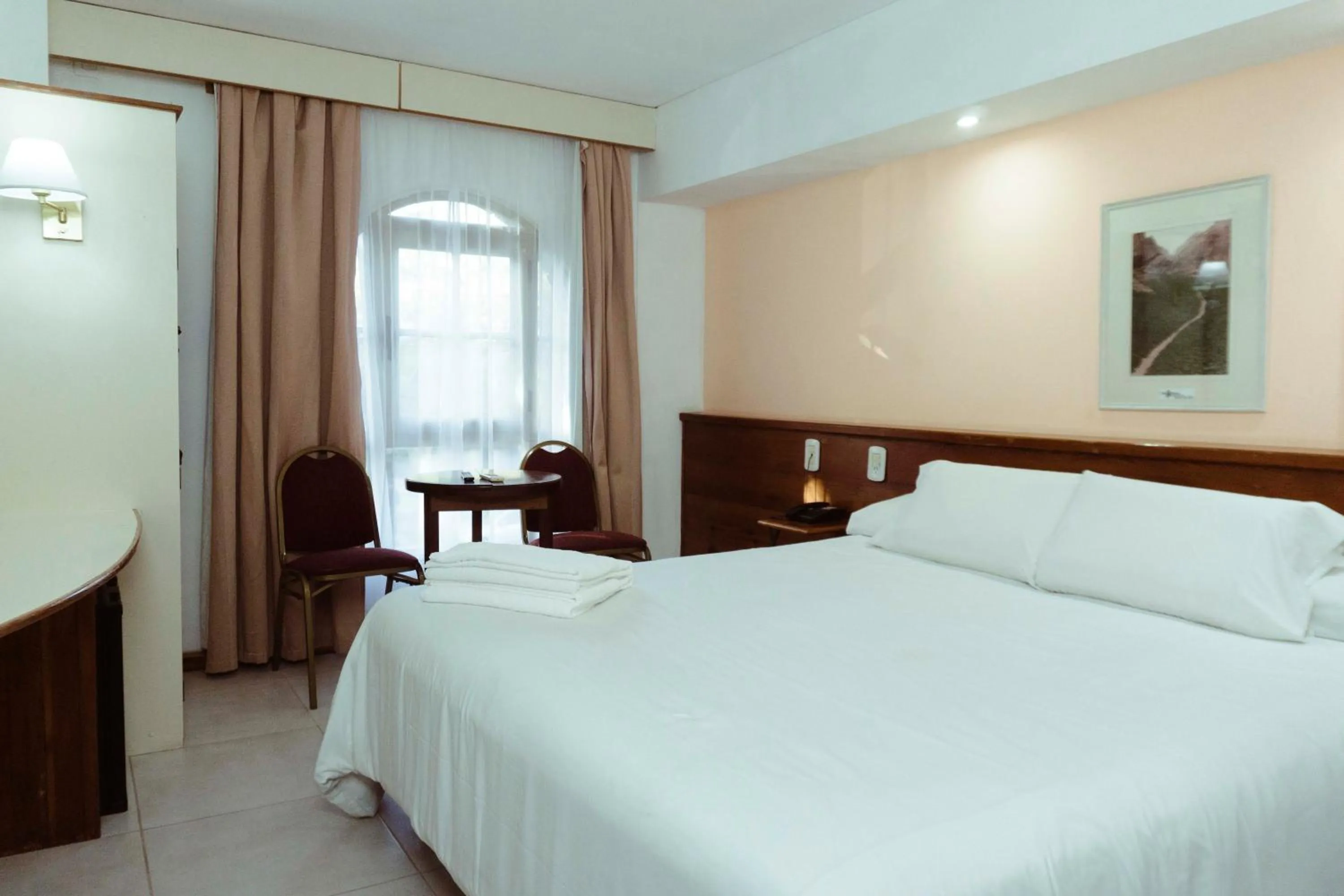 Bedroom, Bed in San Martin Hotel y Spa