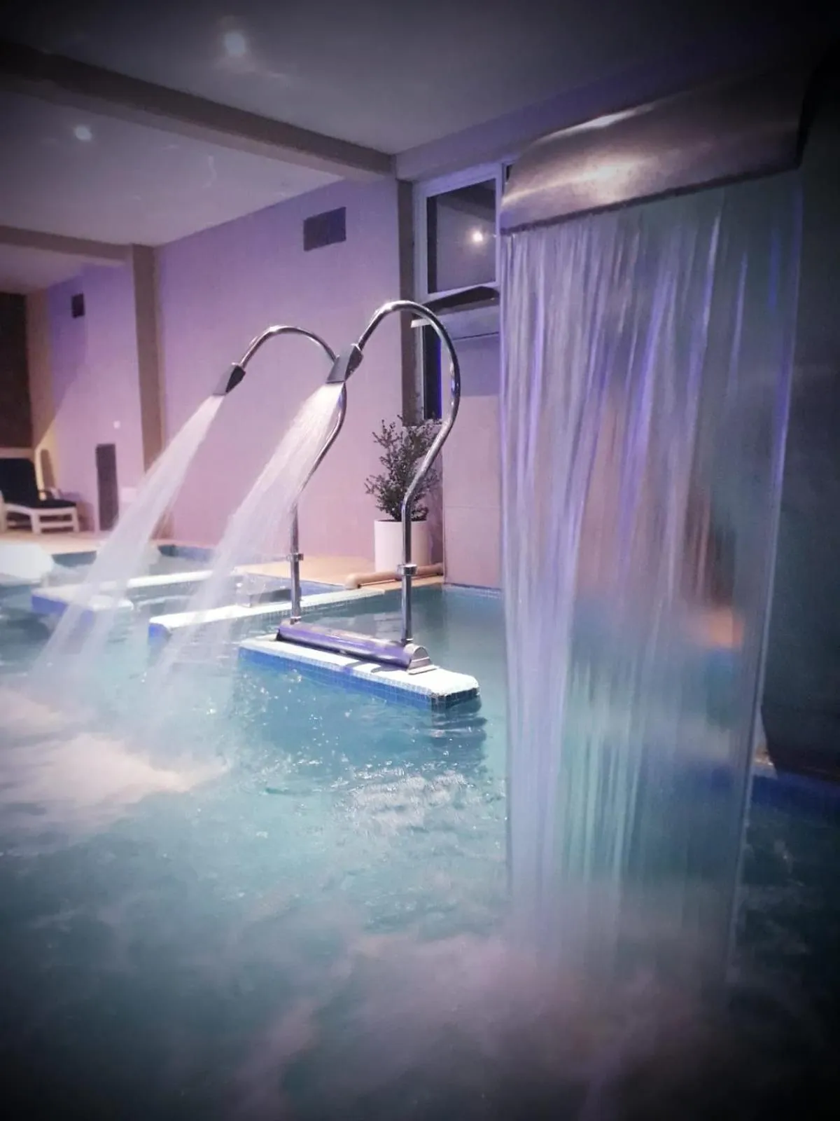 Swimming pool in San Martin Hotel y Spa