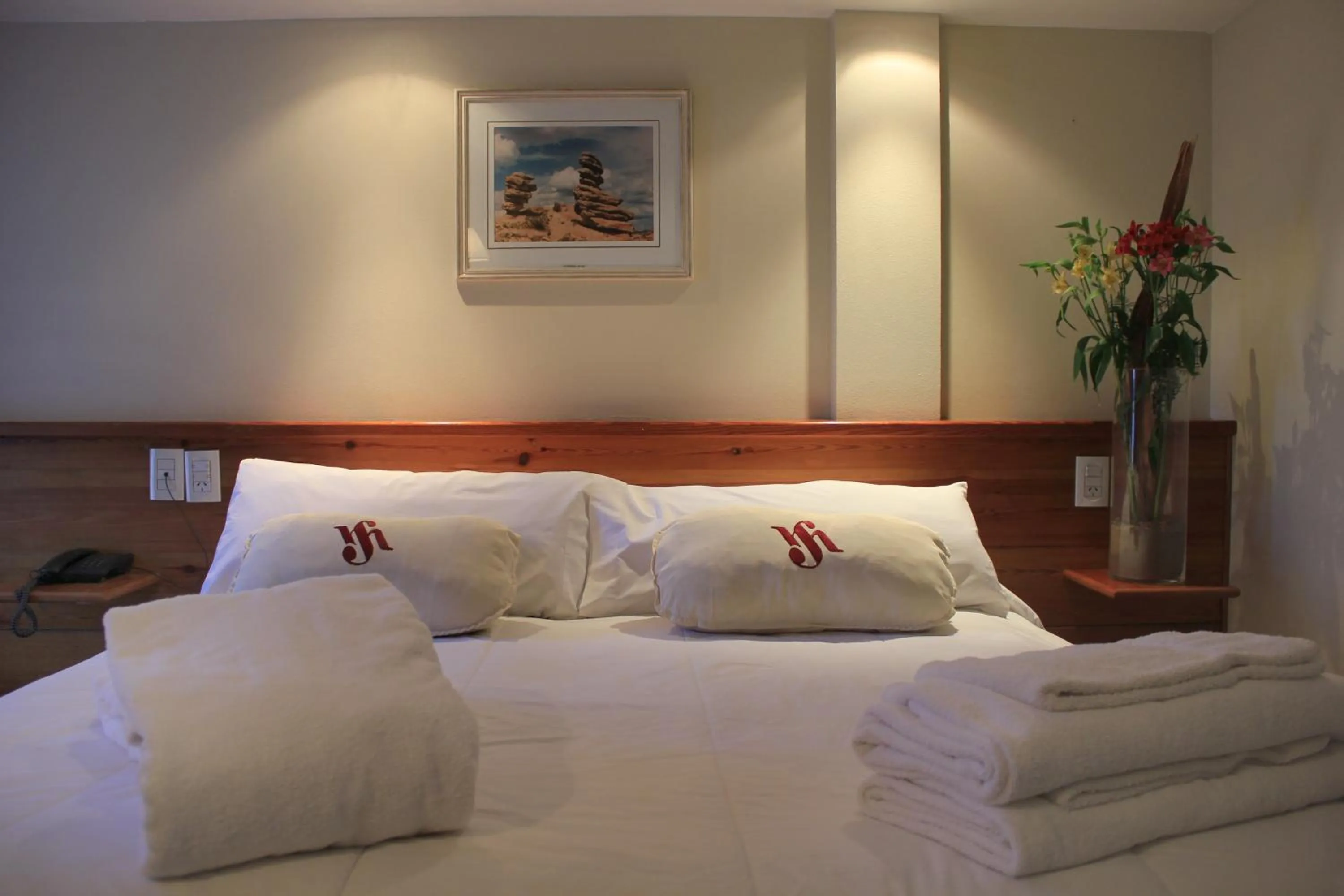 Bedroom, Bed in San Martin Hotel y Spa