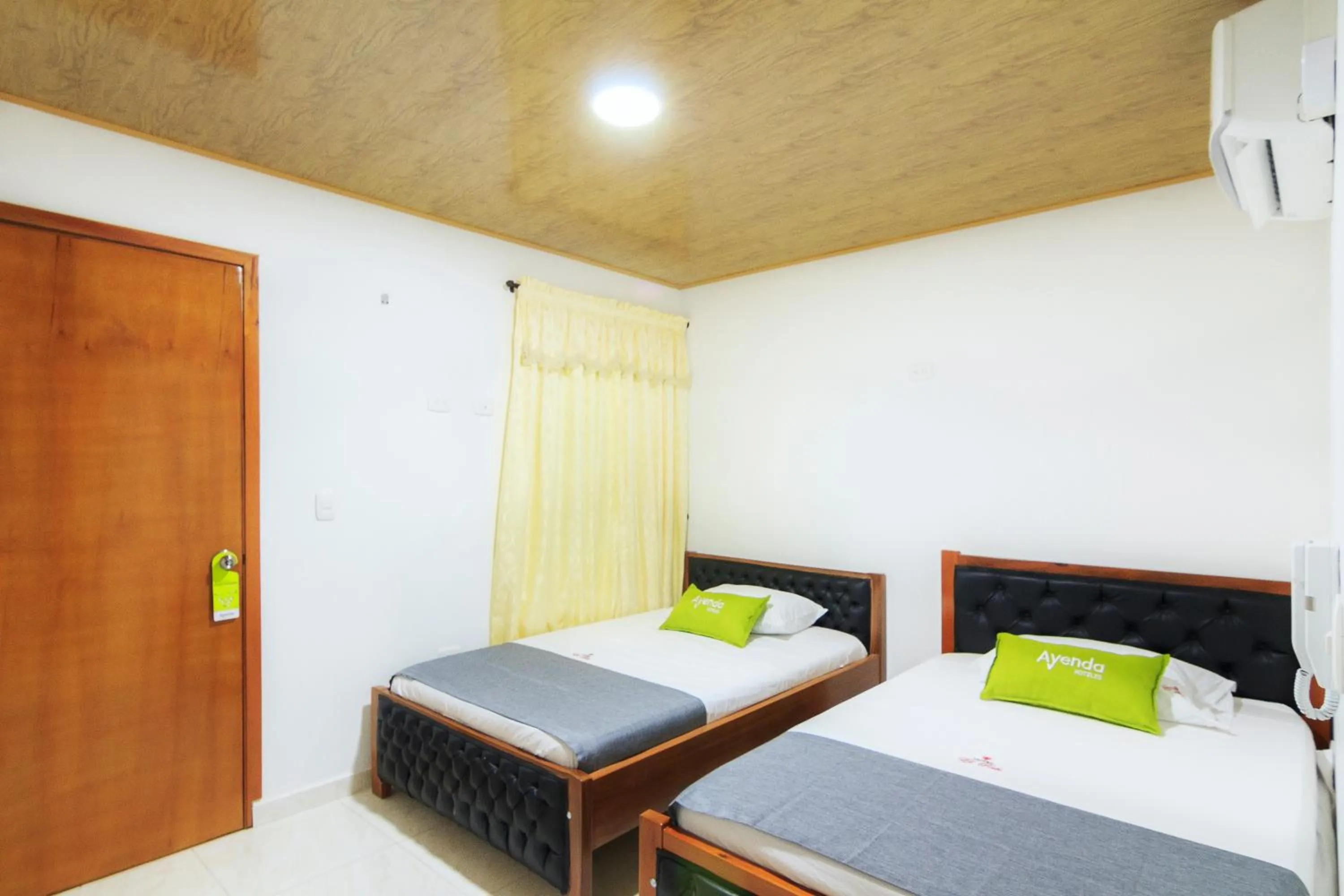 Bedroom, Bed in Hotel El Rubí