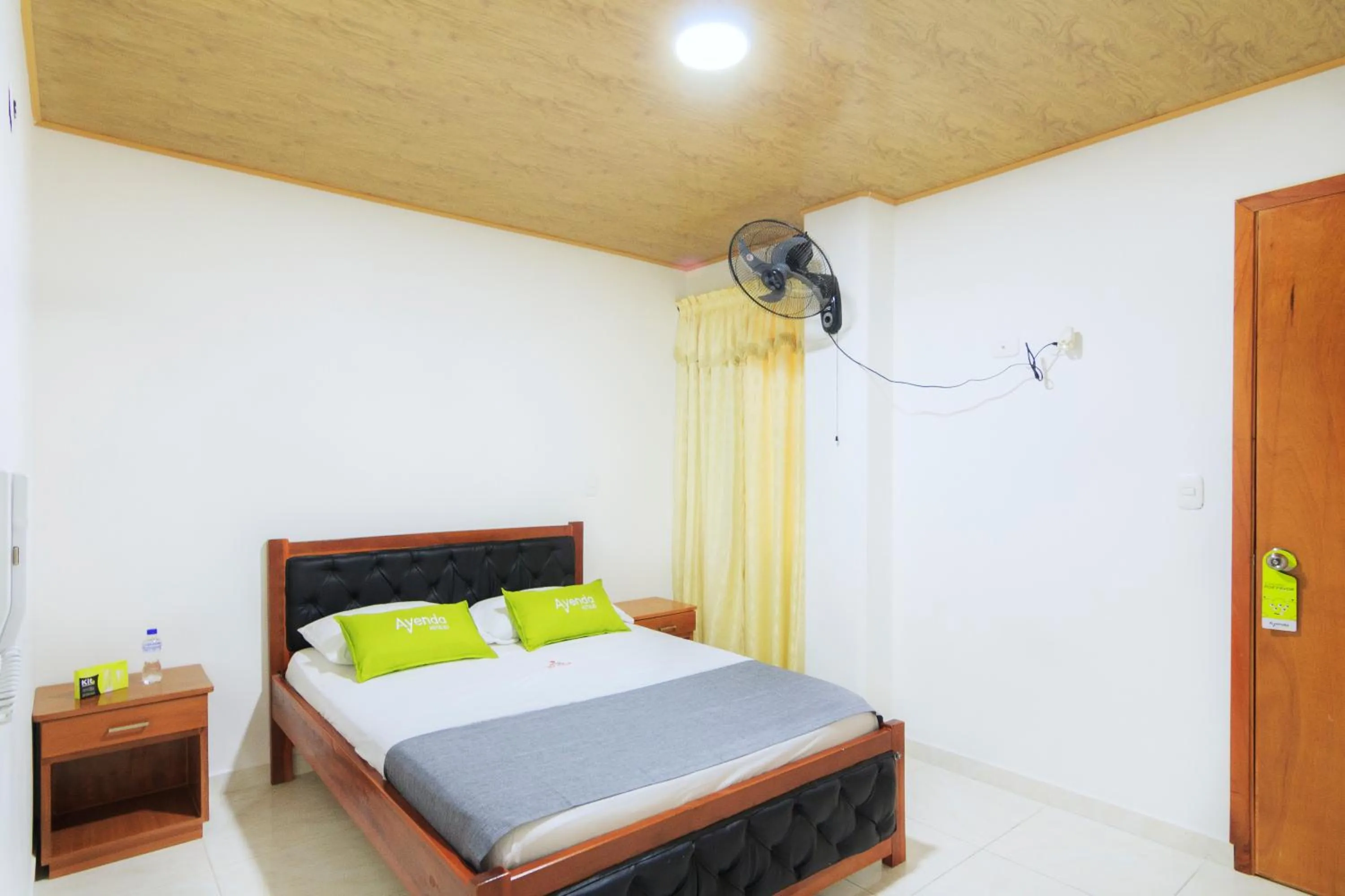 Bedroom, Bed in Hotel El Rubí