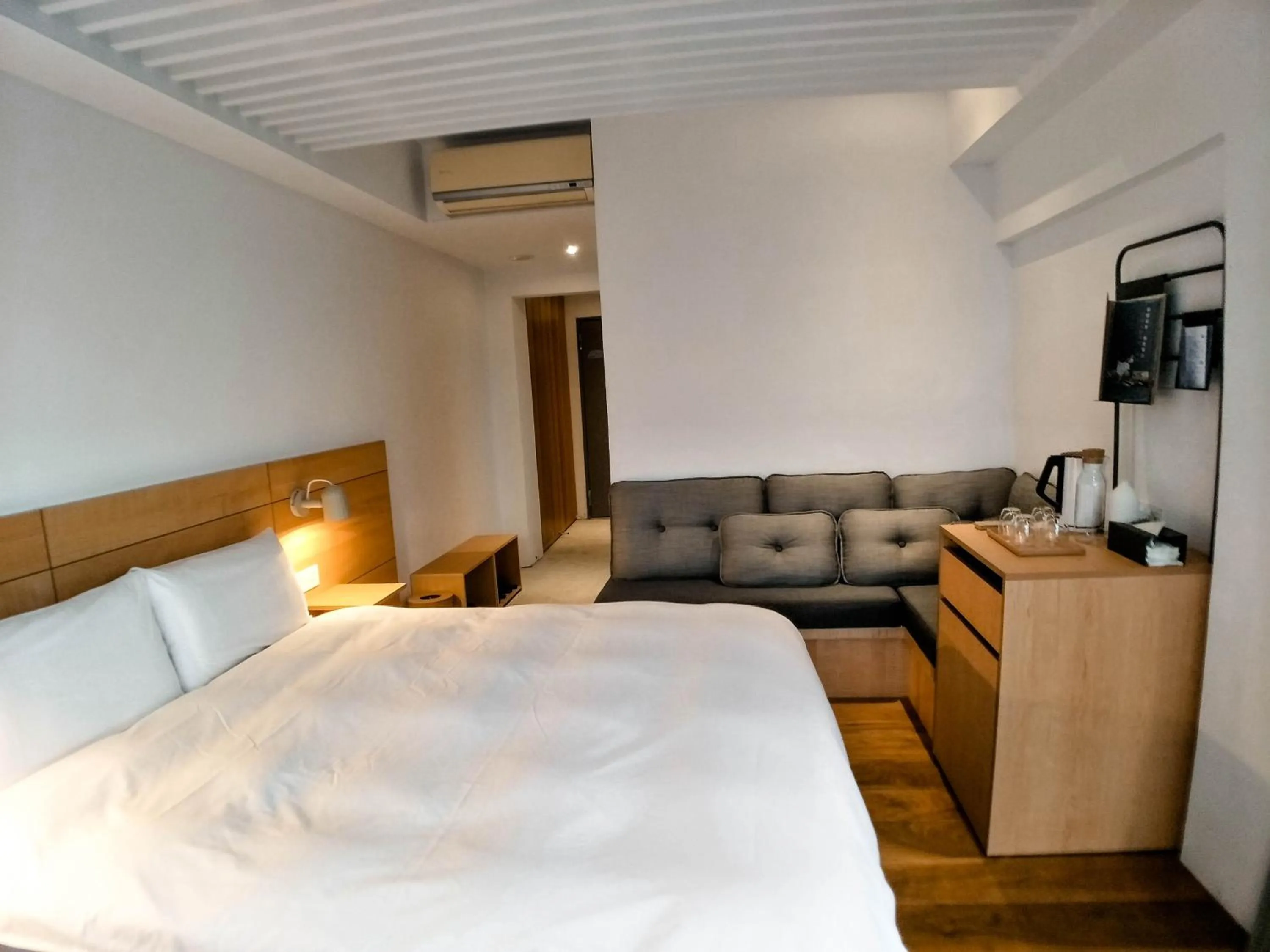 Bed in Dayspring Inn