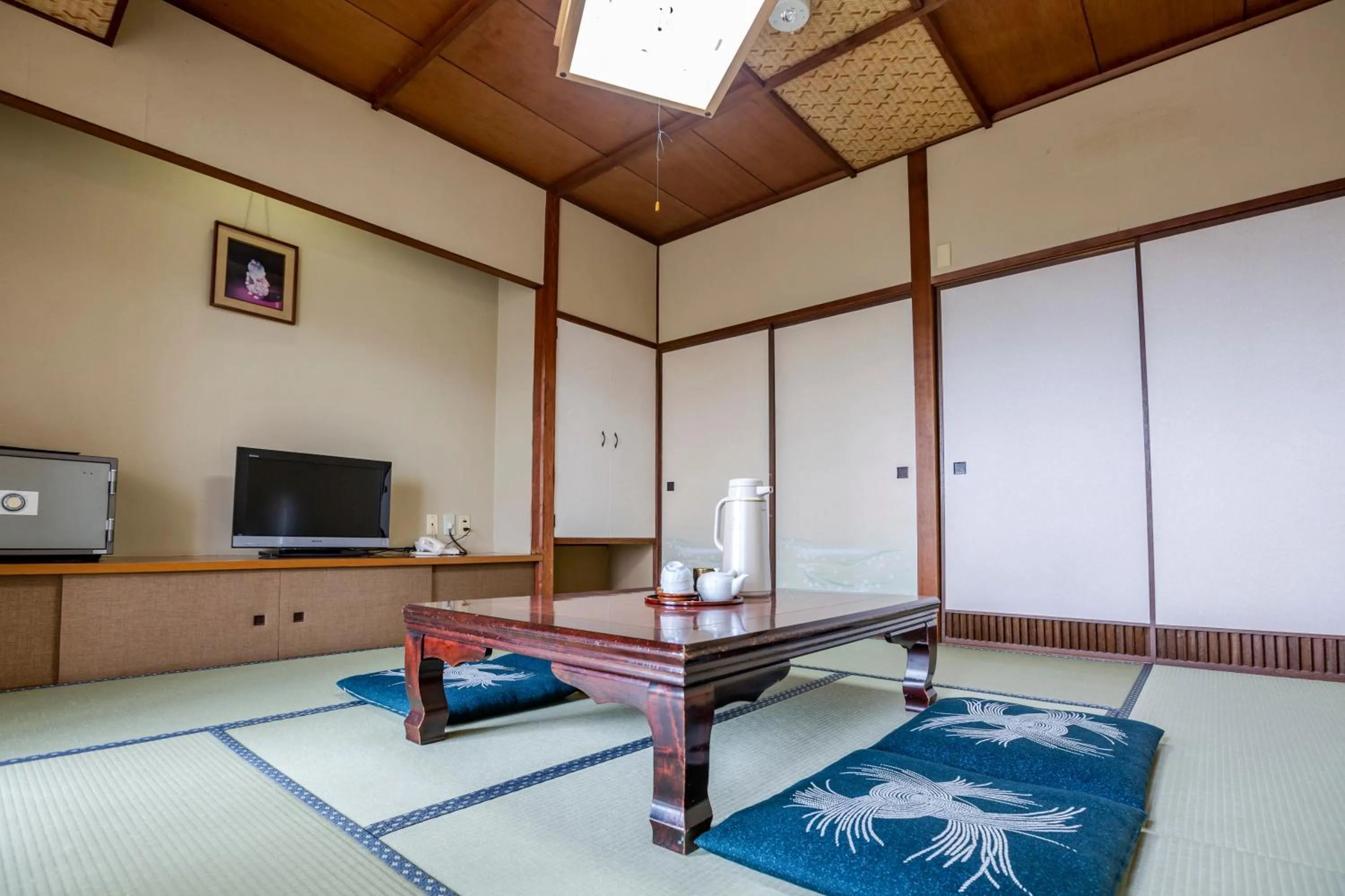 Bedroom in Tsuruga Tunnel Onsen Kitaguni Grand Hotel