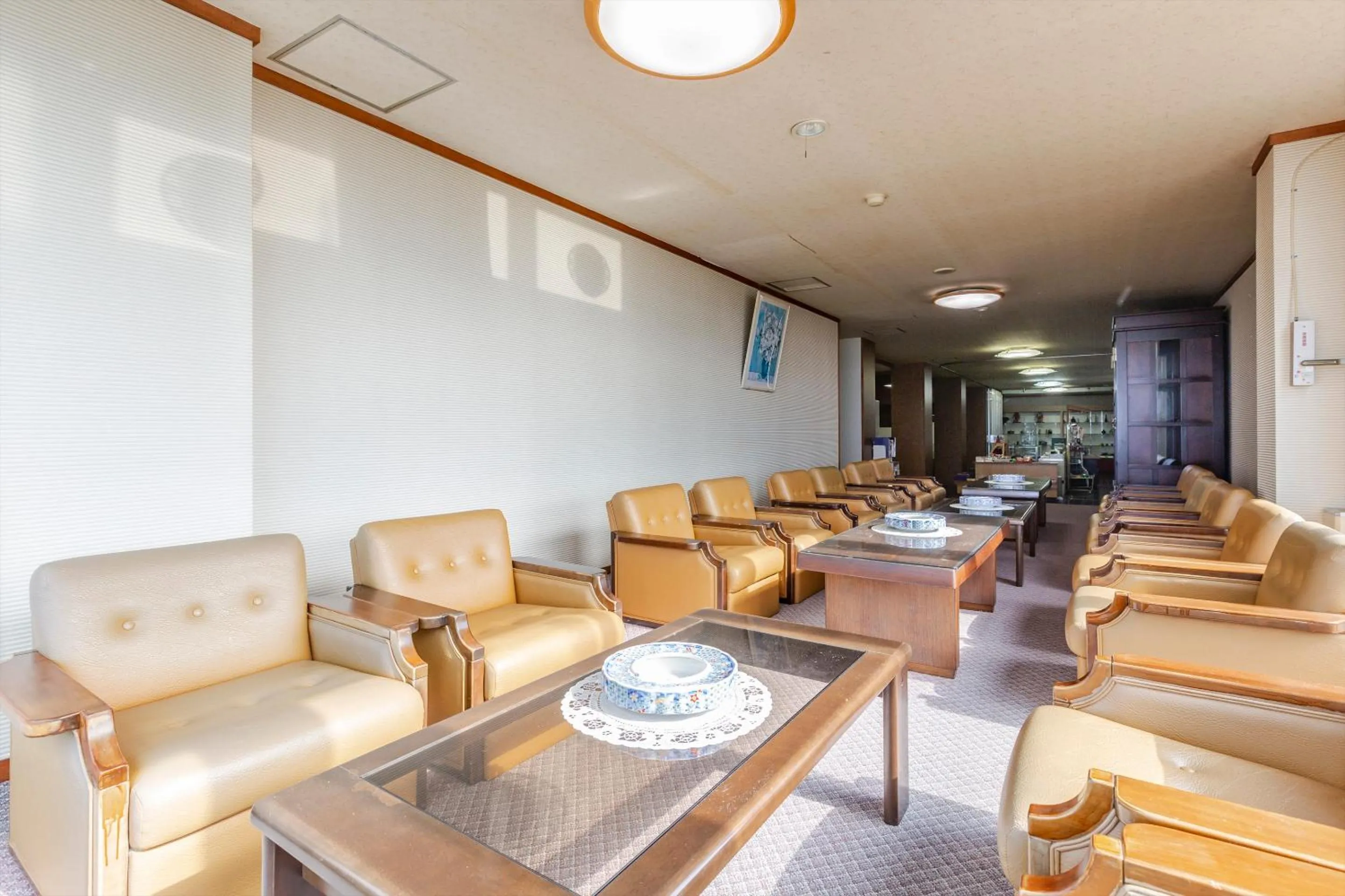 Seating area in Tsuruga Tunnel Onsen Kitaguni Grand Hotel
