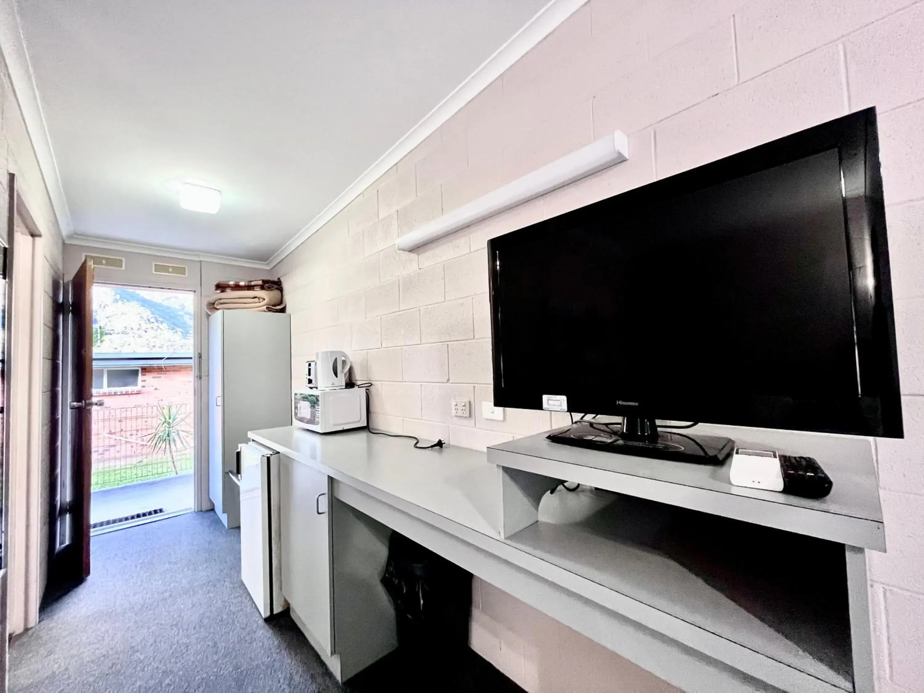 Superior Triple Room in The Grampians Motel Superior Triple Room in The Grampians Motel