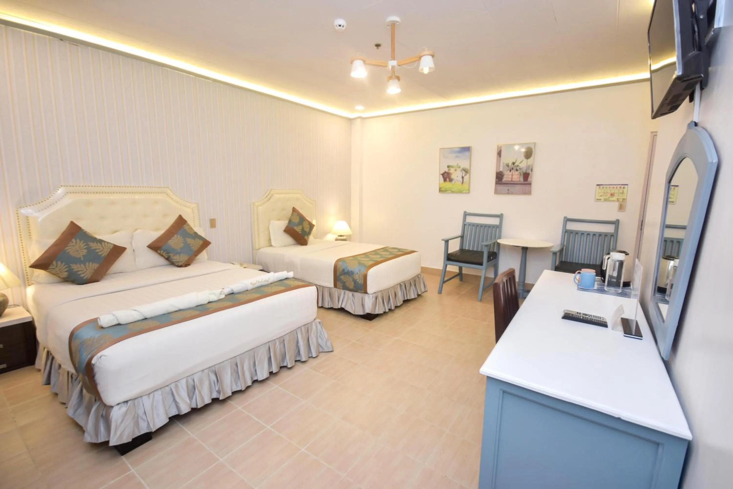 Photo of the whole room, Bed in Royal Park Resort Boracay