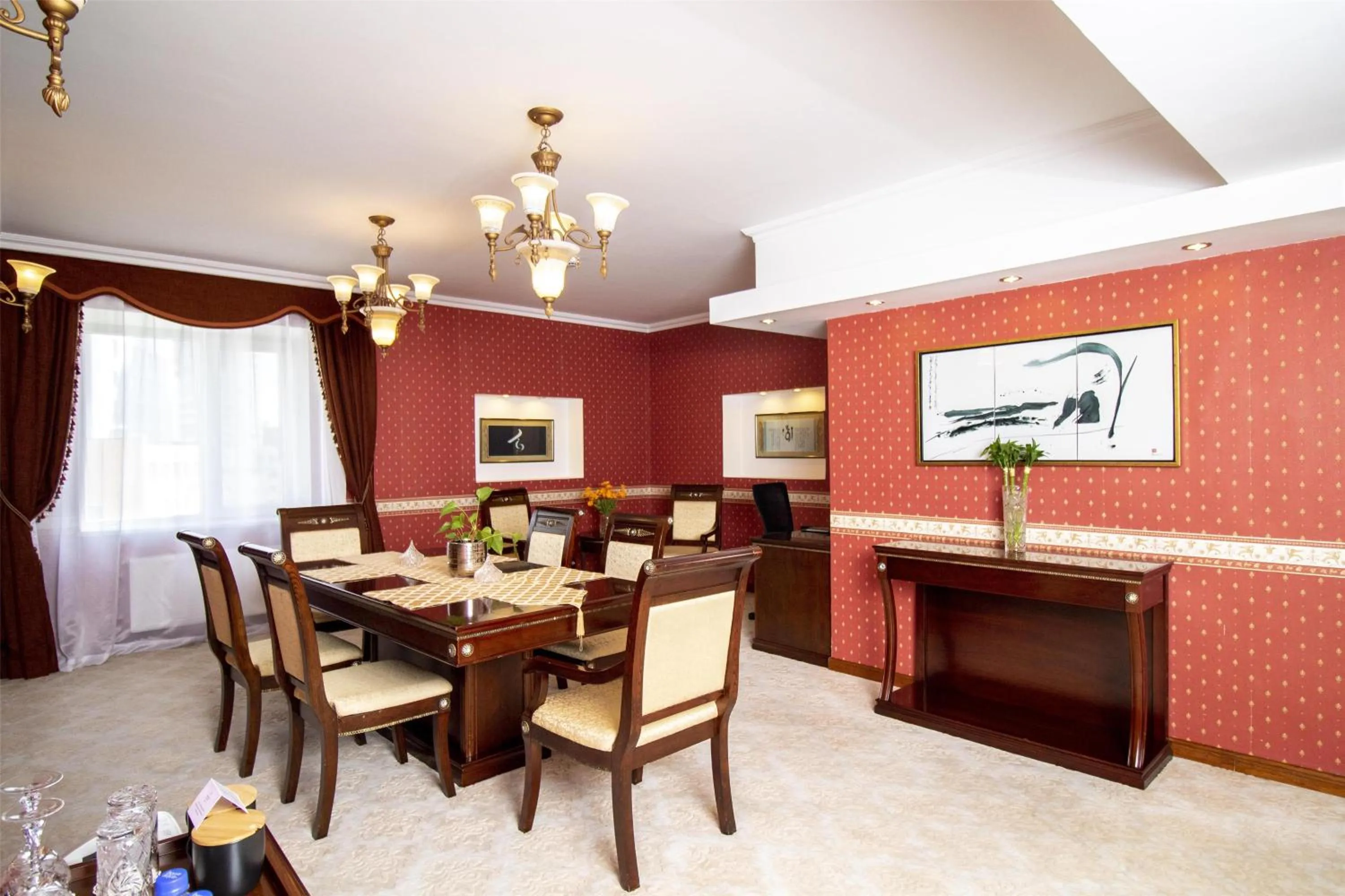 Photo of the whole room in Kempinski Hotel Khan Palace