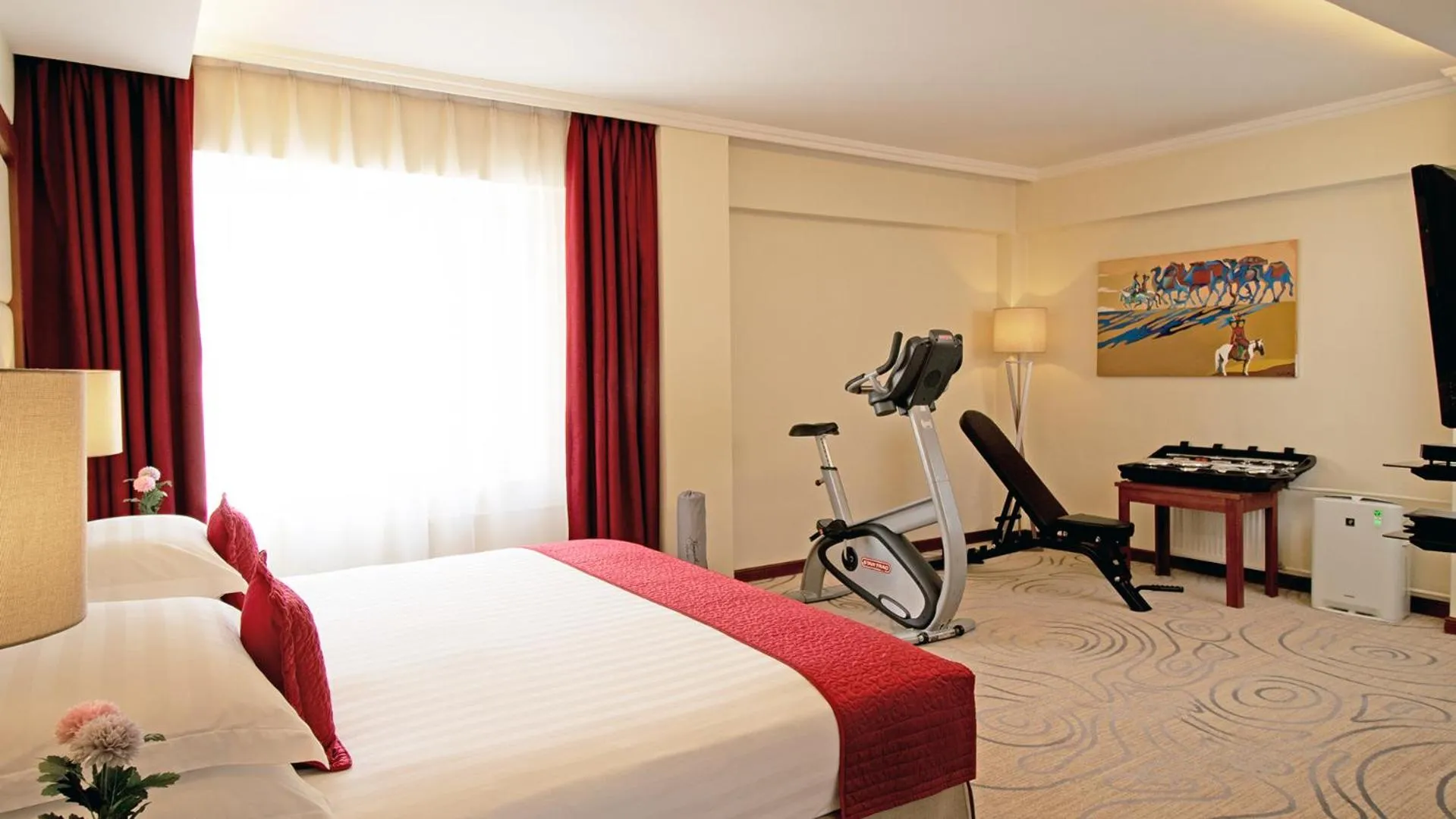 Fitness centre/facilities, Bed in Kempinski Hotel Khan Palace