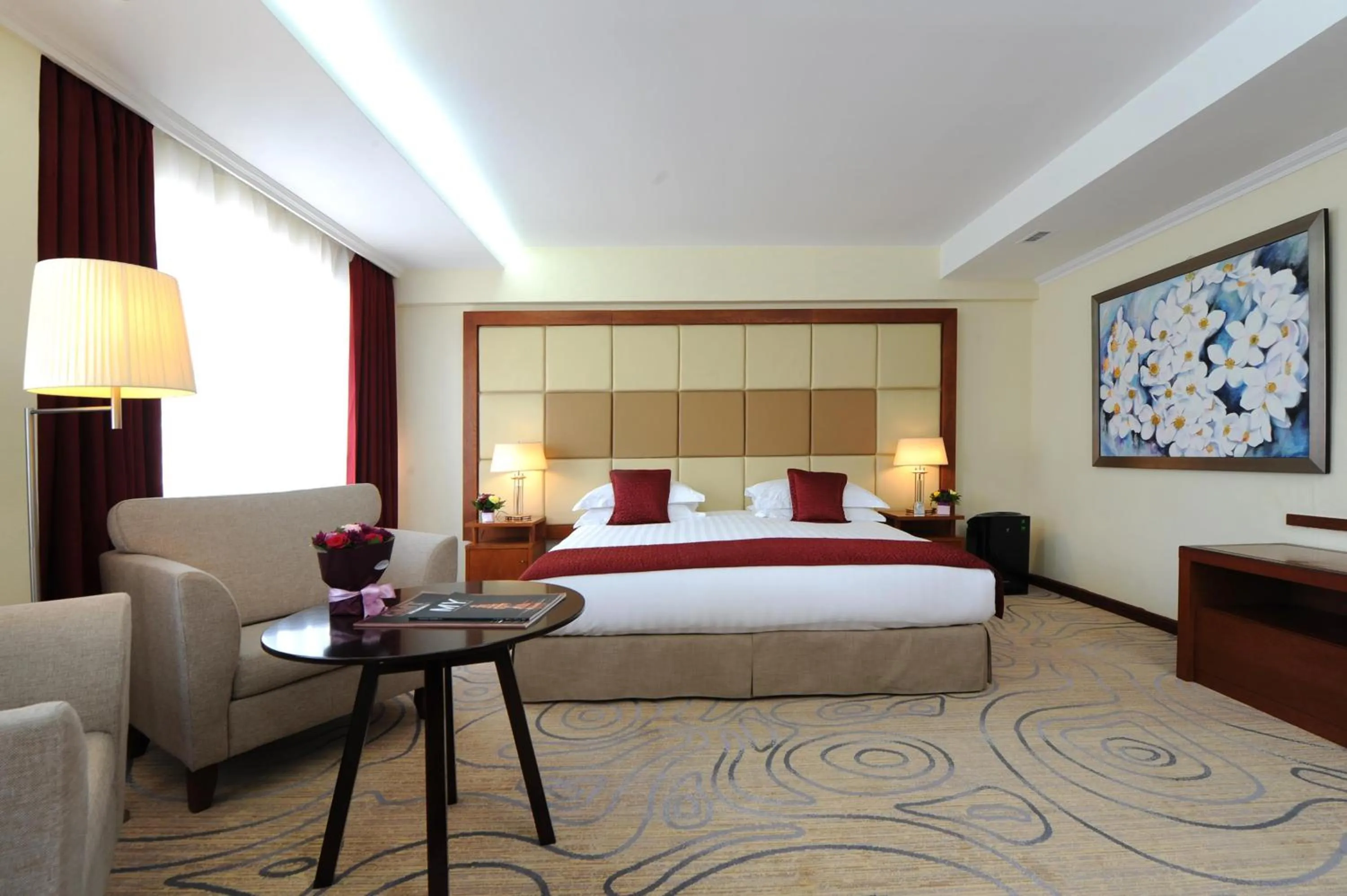 Bedroom, Bed in Kempinski Hotel Khan Palace