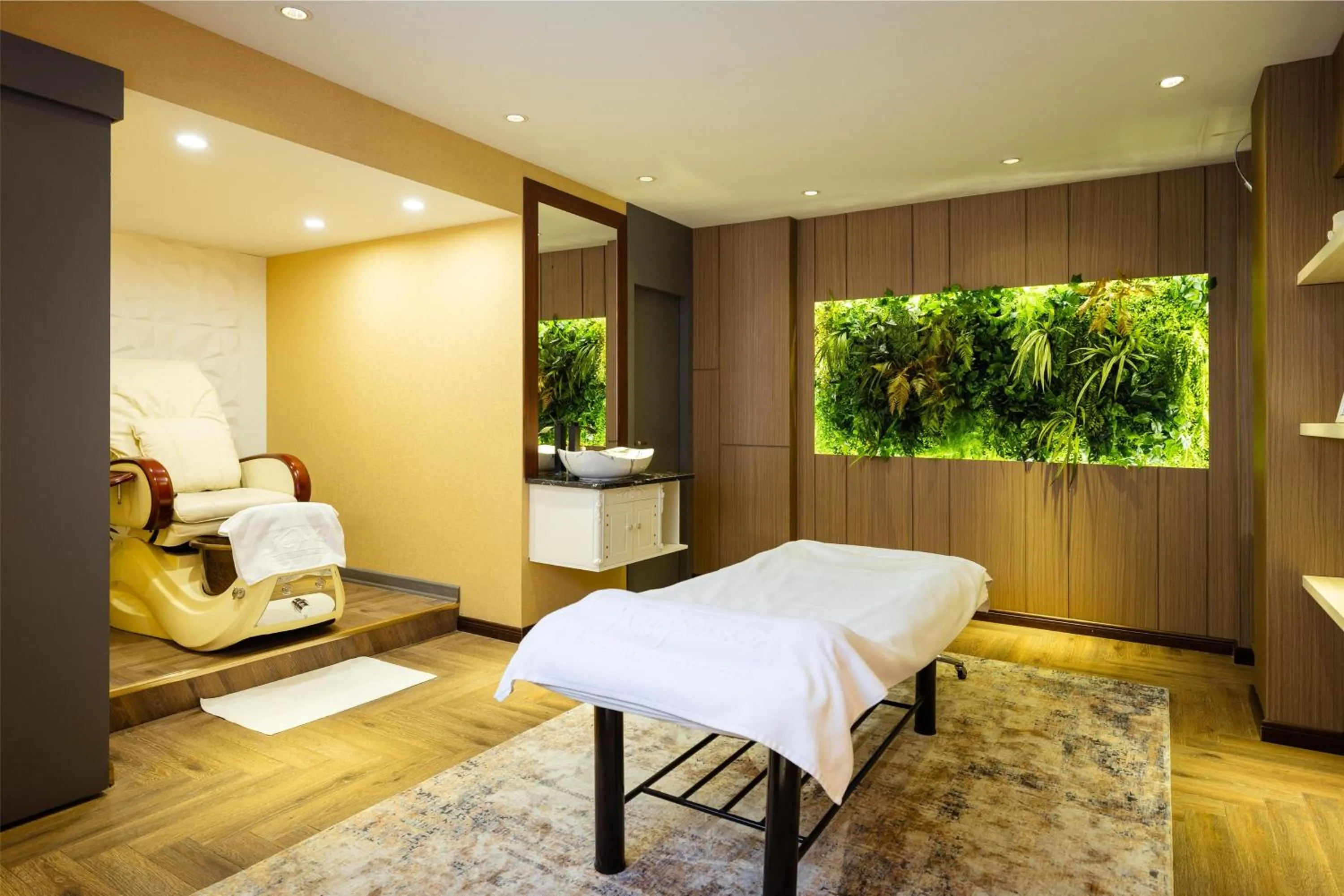 Spa and wellness centre/facilities in Kempinski Hotel Khan Palace