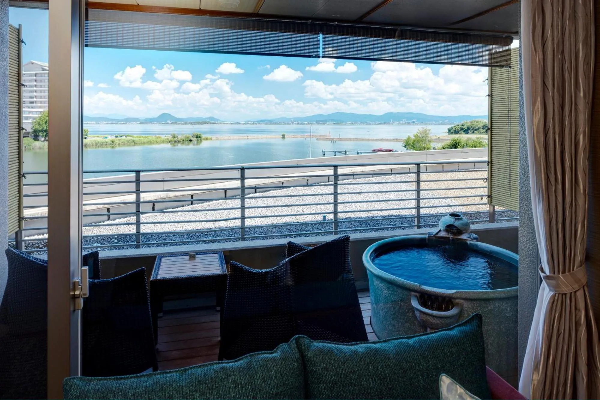 Bathroom in Biwako Ryokusuitei