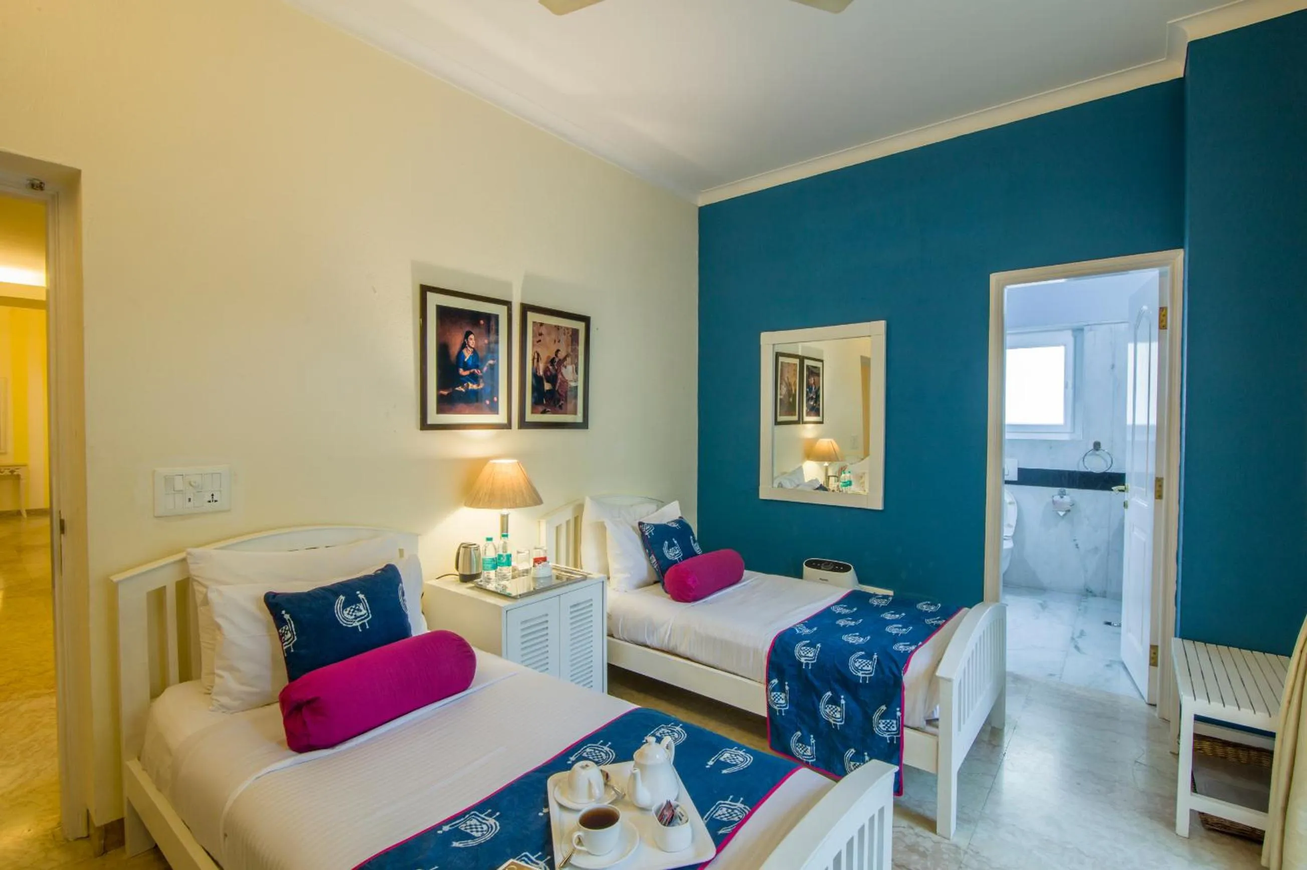 Bed in Colonel's Retreat 2